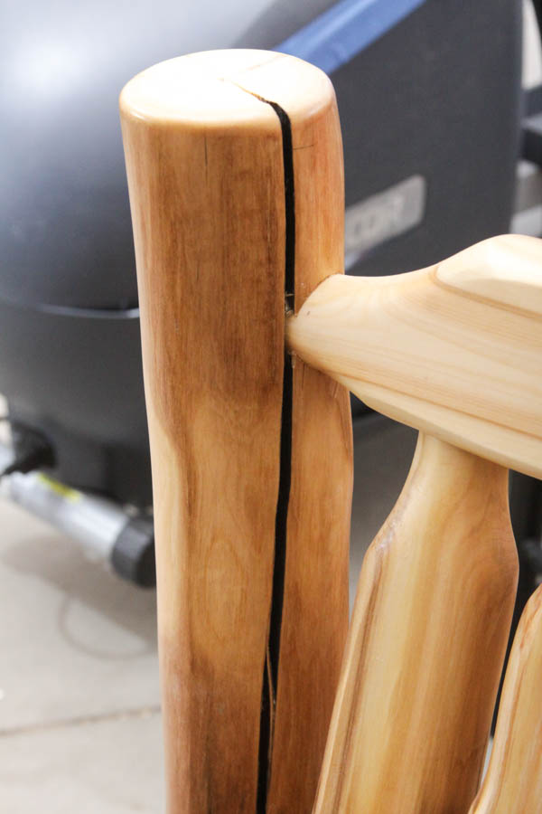 Log Cabin Style Dining Set