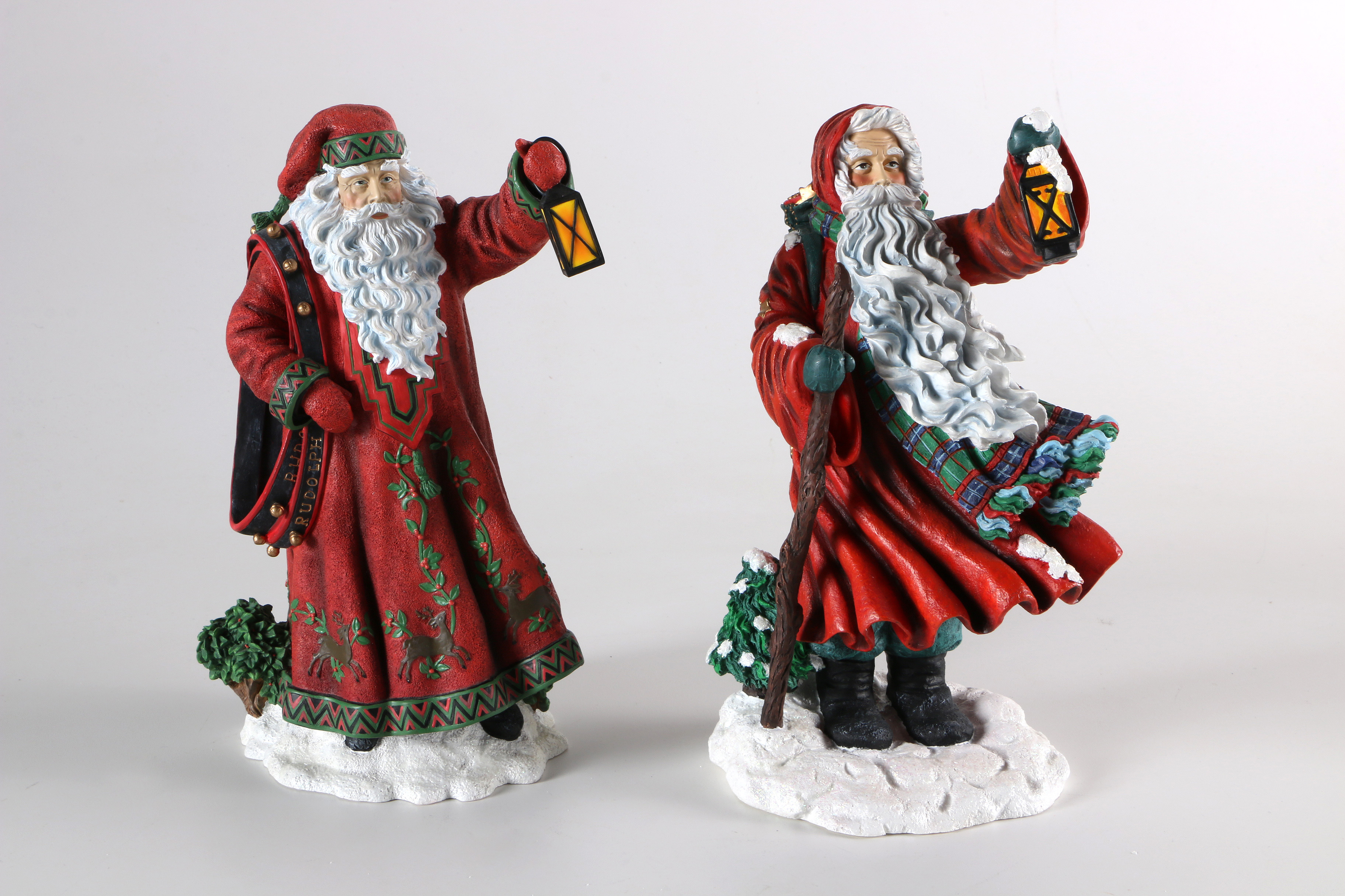 Pair of Pipka Santa Claus Figurines From 1997 and 1995