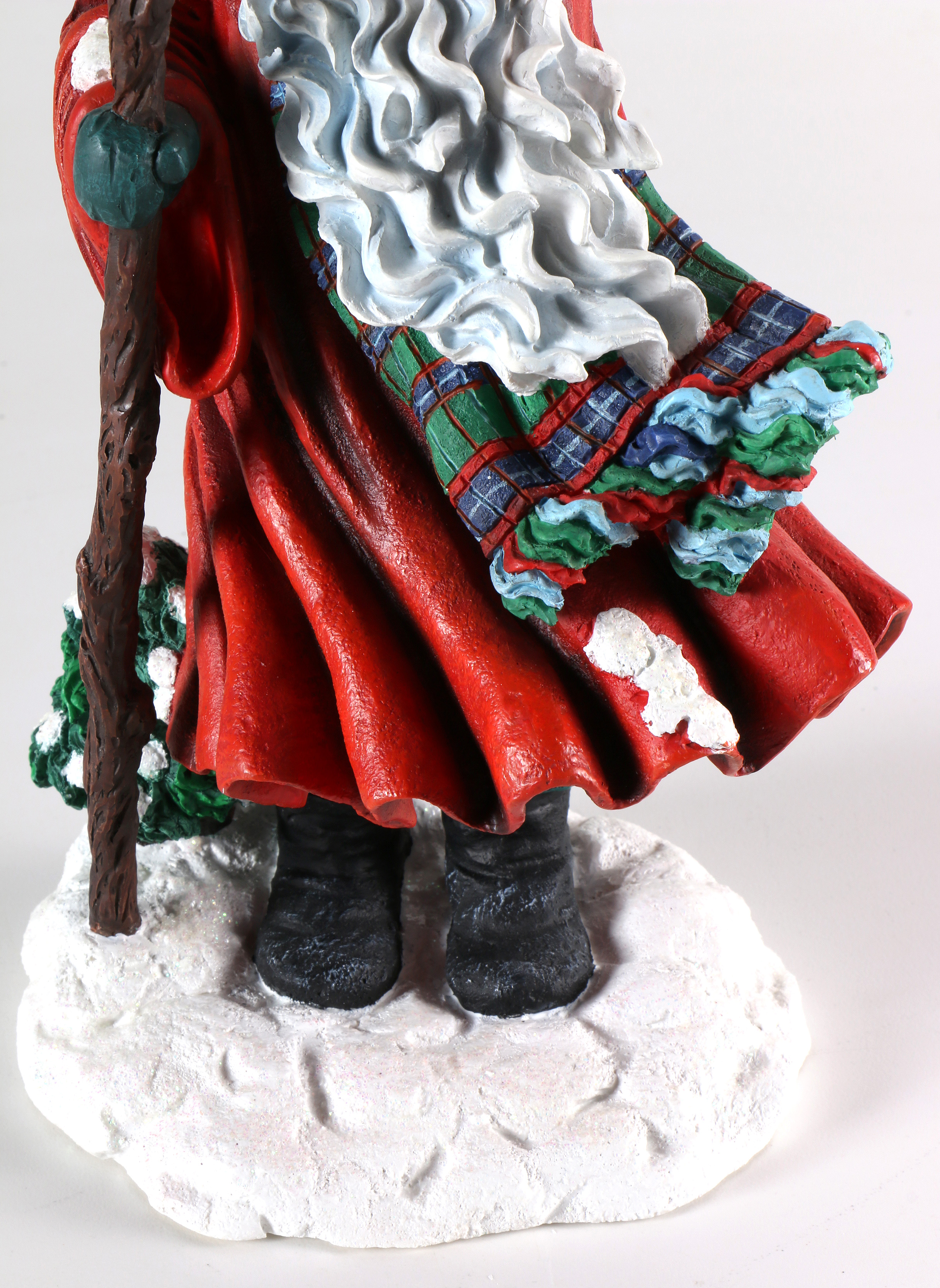 Pair of Pipka Santa Claus Figurines From 1997 and 1995