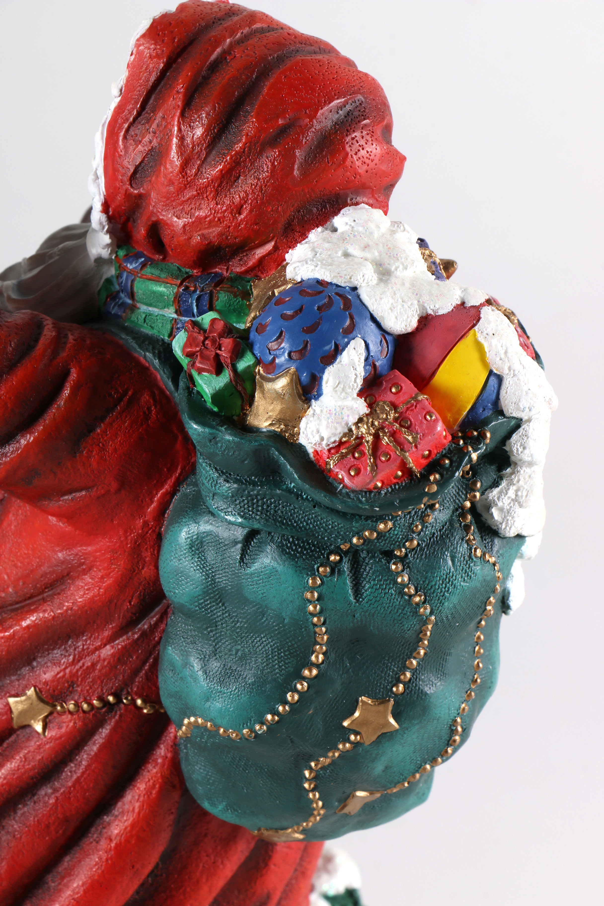 Pair of Pipka Santa Claus Figurines From 1997 and 1995