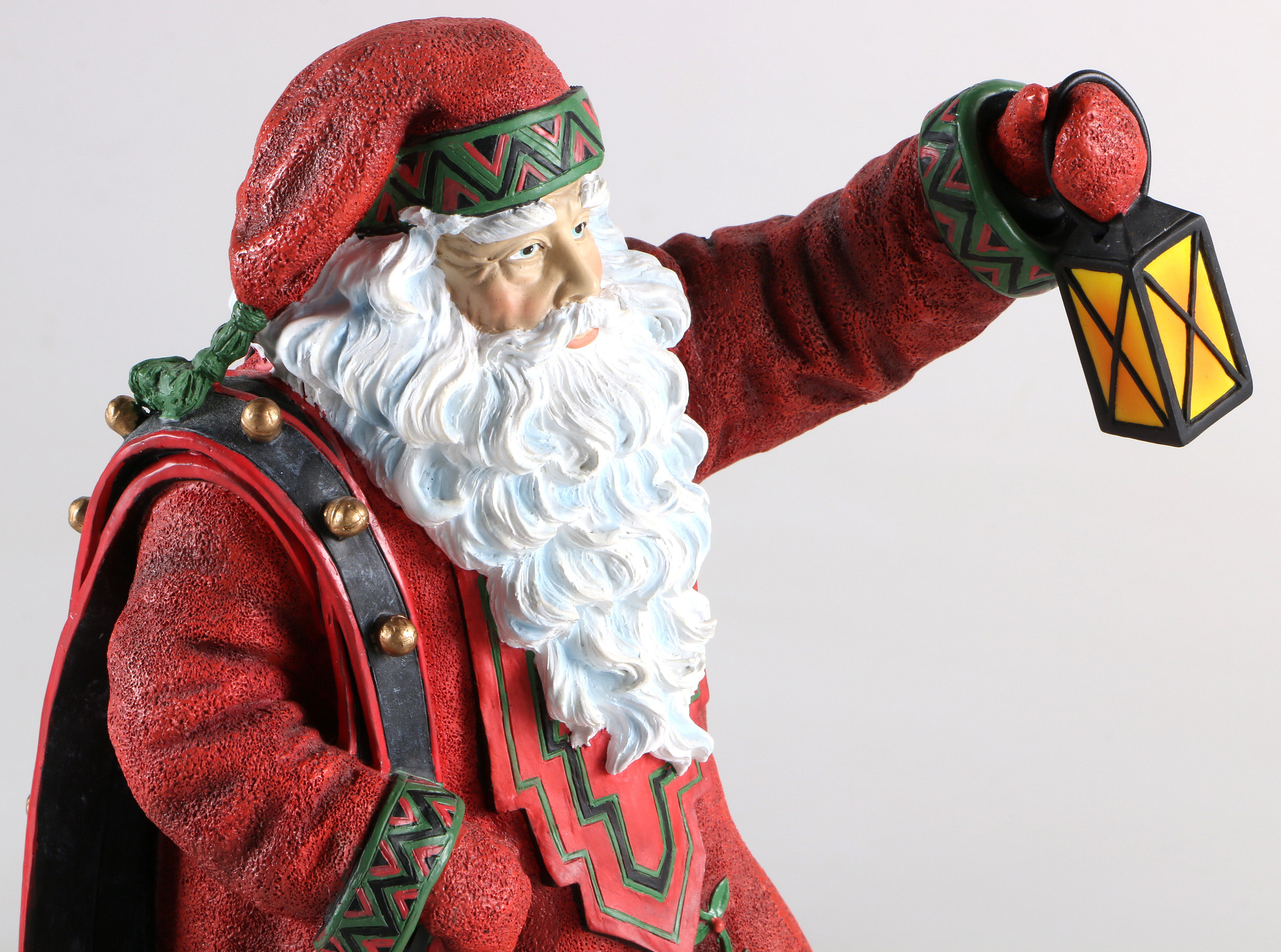 Pair of Pipka Santa Claus Figurines From 1997 and 1995