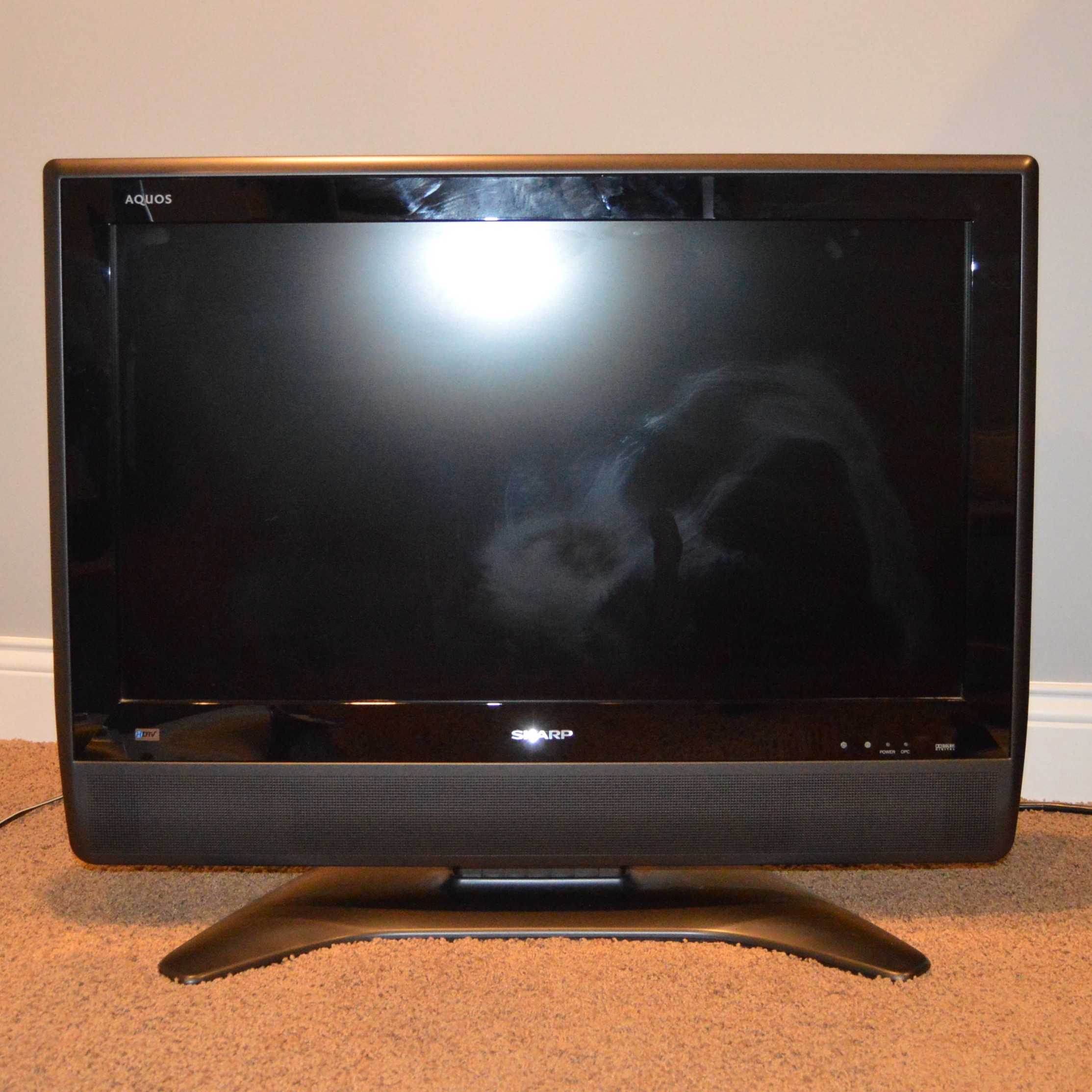 Sharp "Aquis" 32" Flat Screen Television