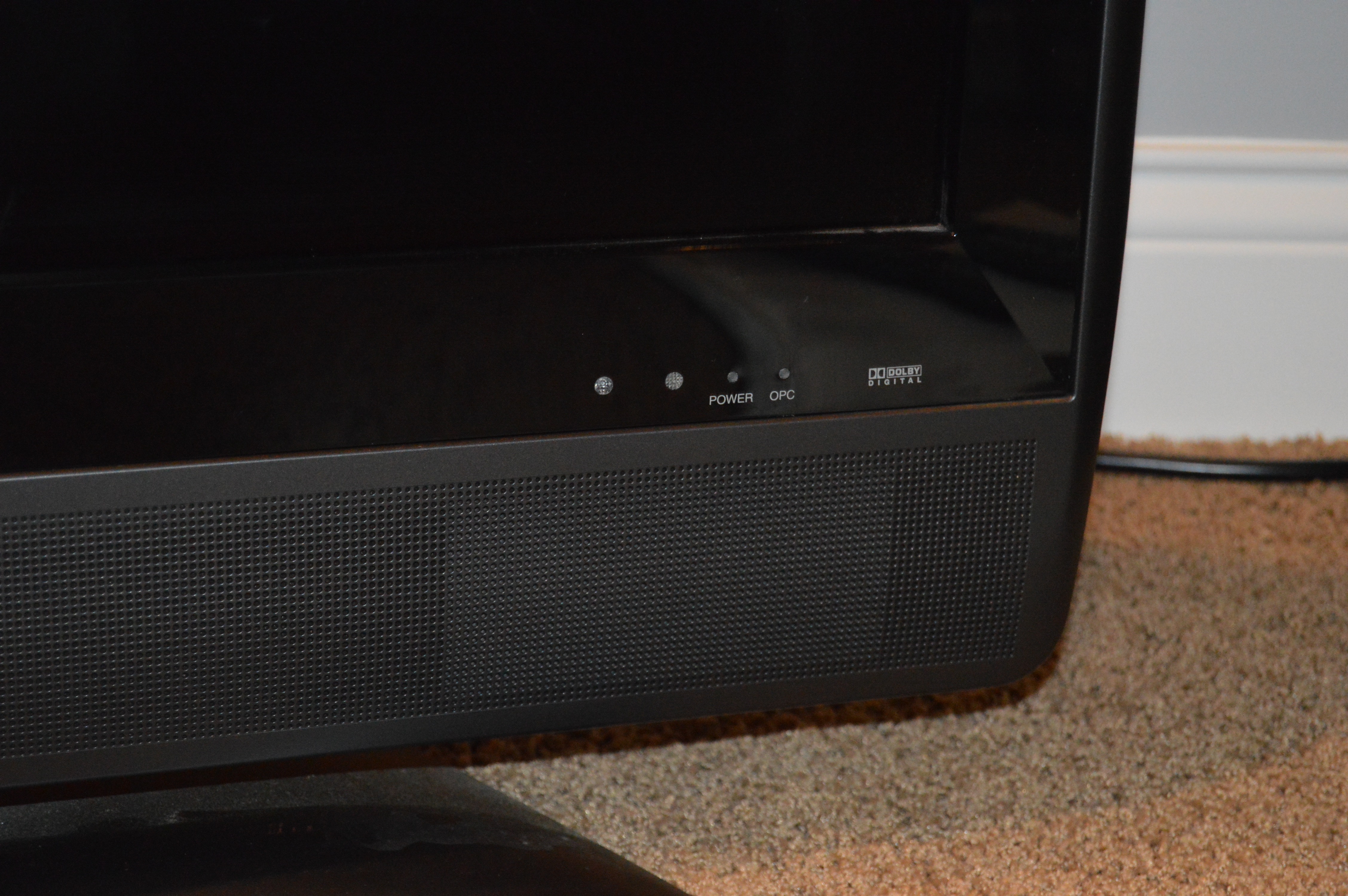 Sharp "Aquis" 32" Flat Screen Television