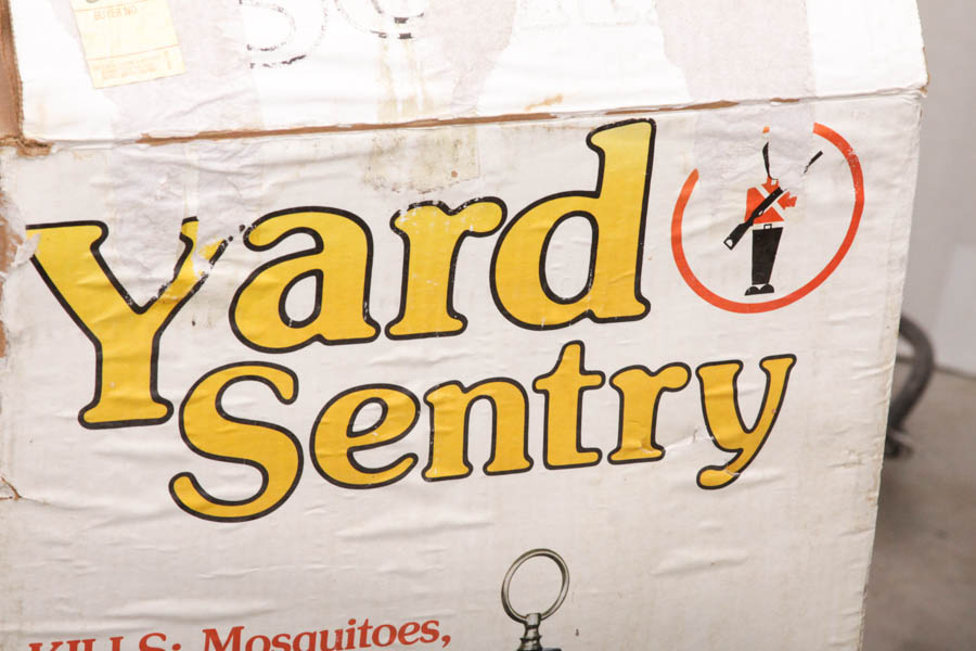 "Yard Sentry" Outdoor Insect Trap