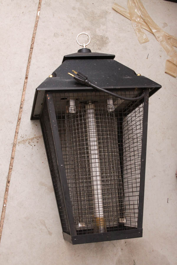 "Yard Sentry" Outdoor Insect Trap