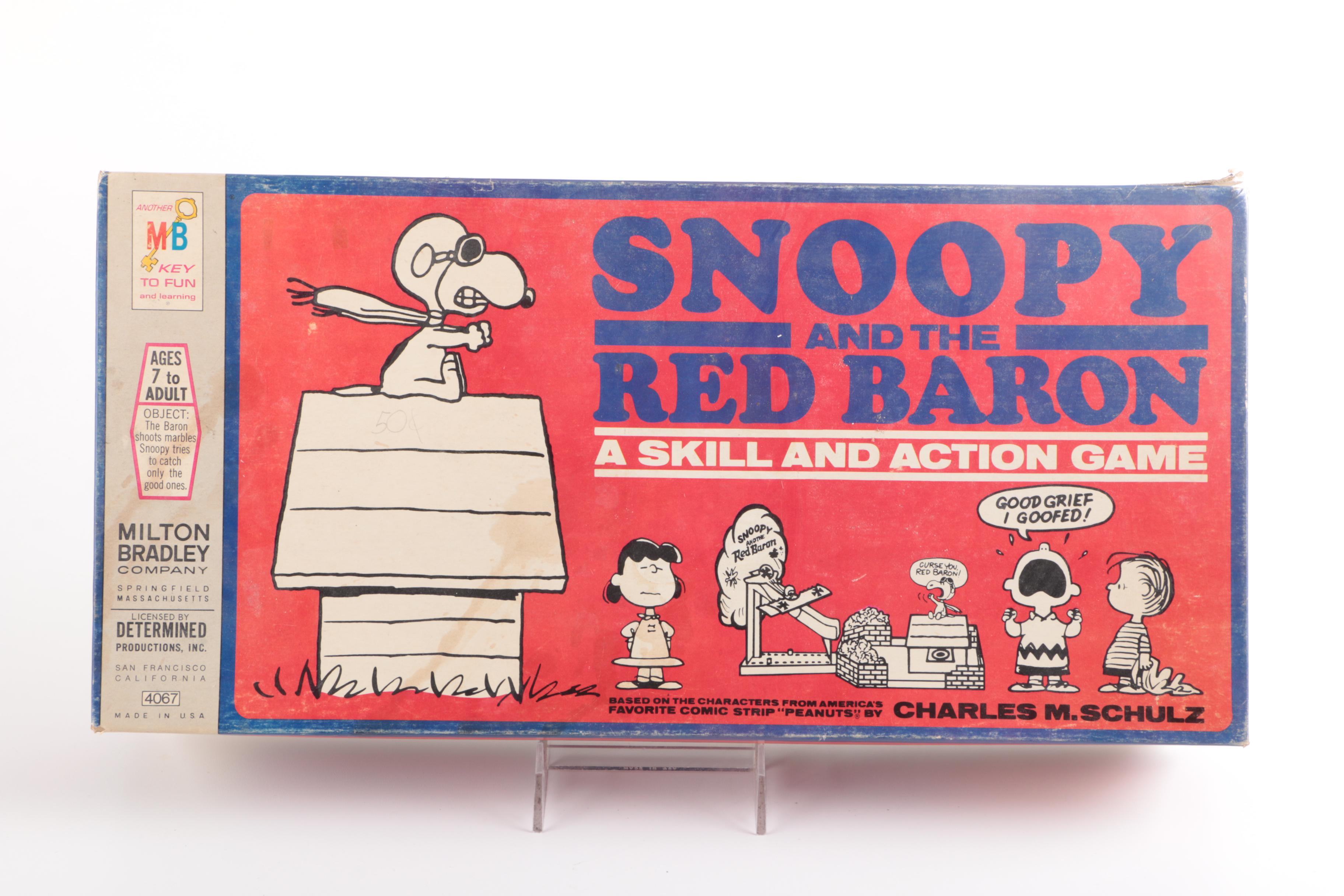 Assorted Vintage "Peanuts" Collectibles