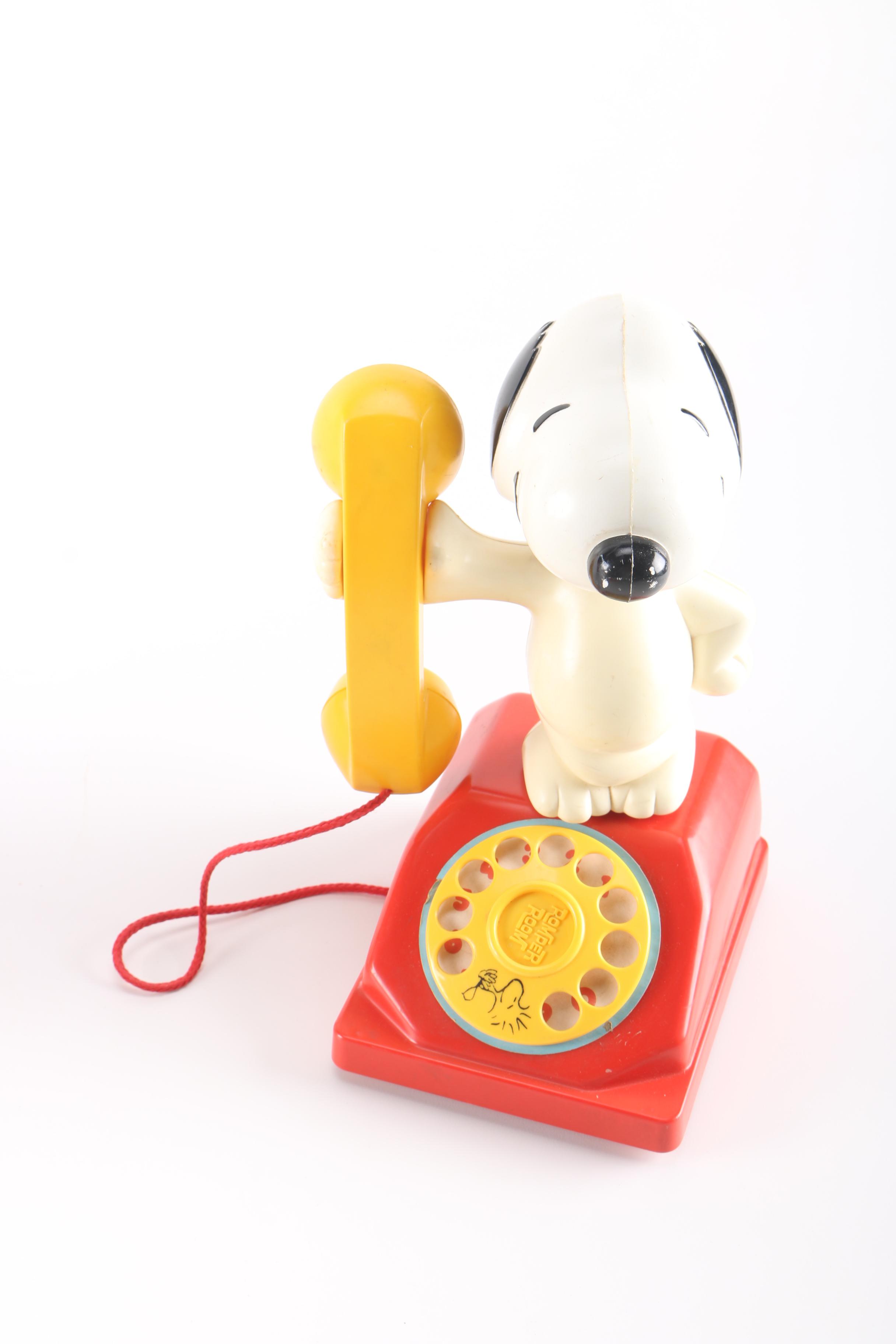 Vintage Snoopy Toy Phone, Coin Bank Phone and Other Items
