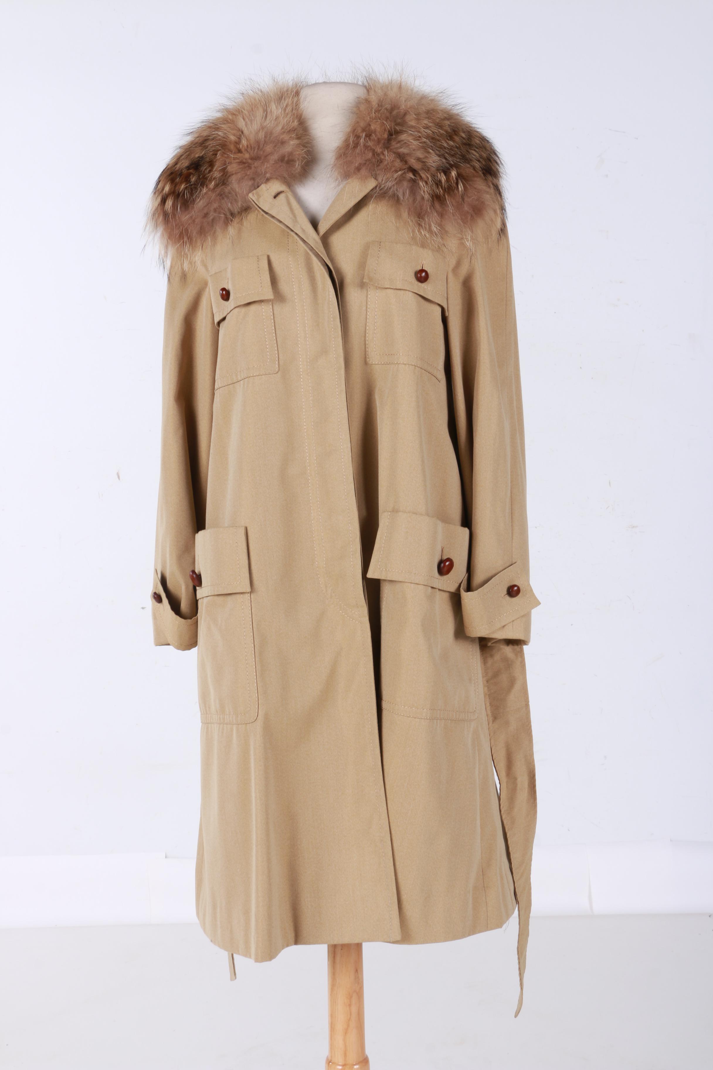 Vintage 1970's Valentino Women's Trench Coat with Coyote Fur Collar
