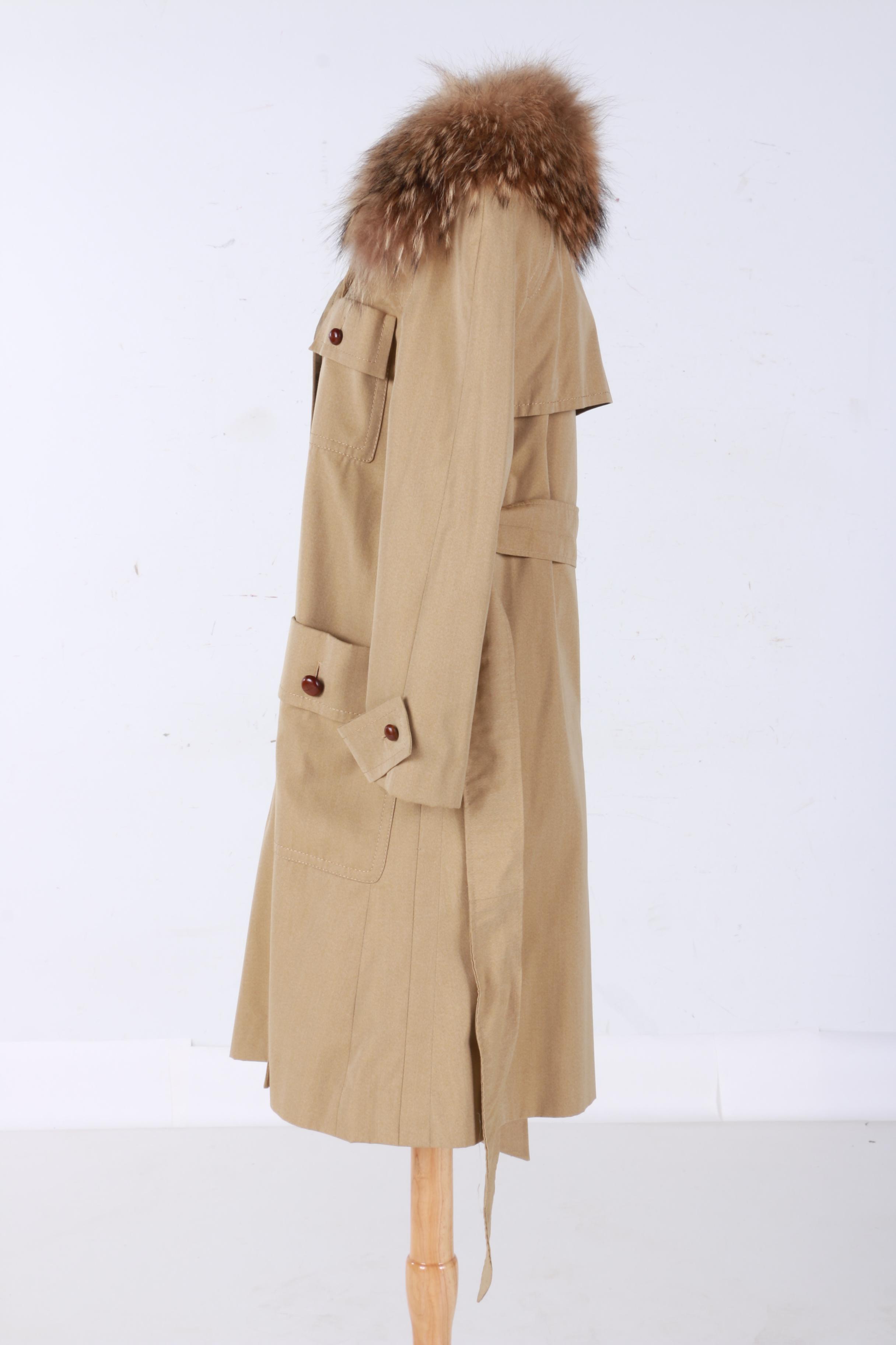 Vintage 1970's Valentino Women's Trench Coat with Coyote Fur Collar