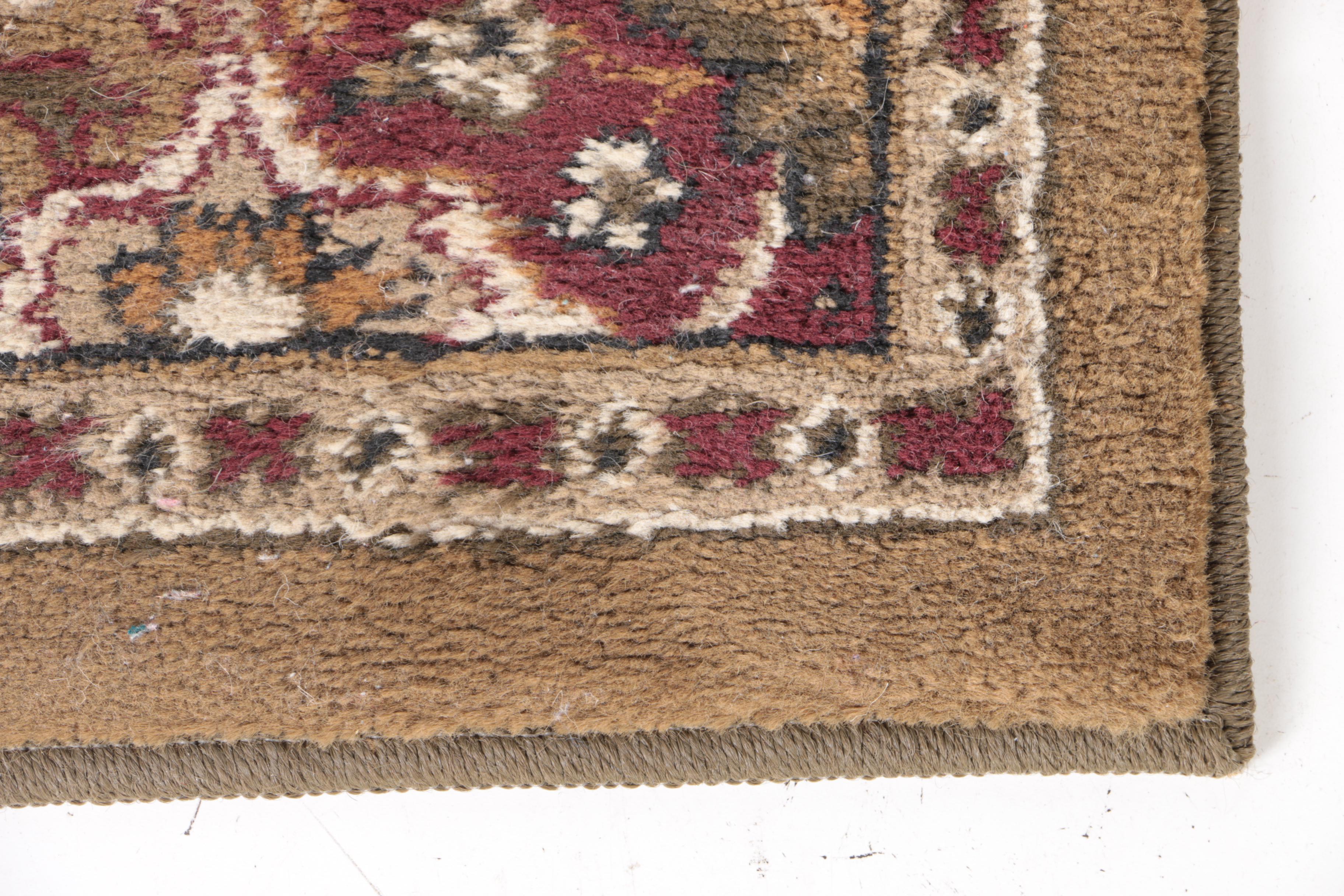 Power-Loomed Palmette-Lattice Carpet Runner