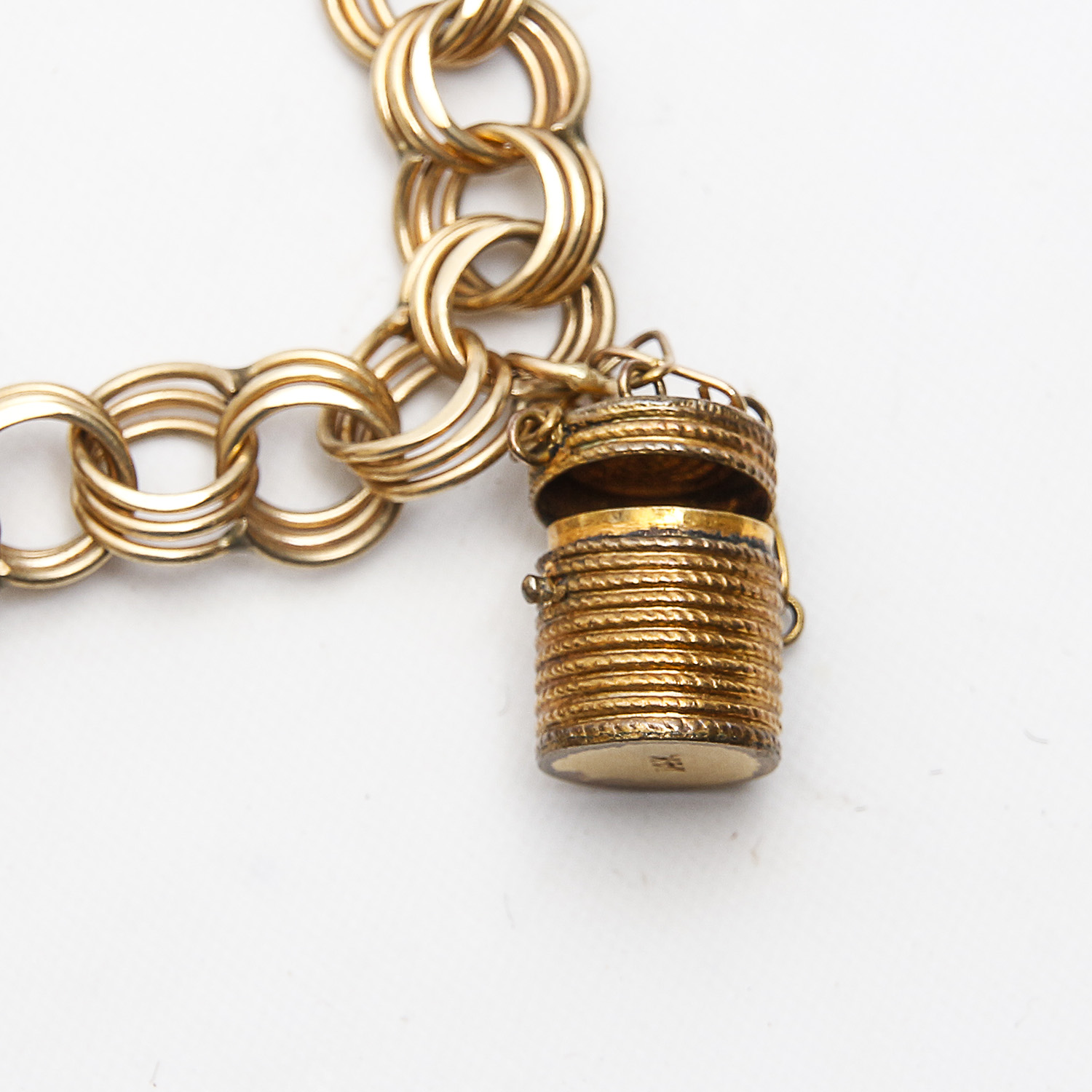 Vintage 14K Gold Charm Bracelet