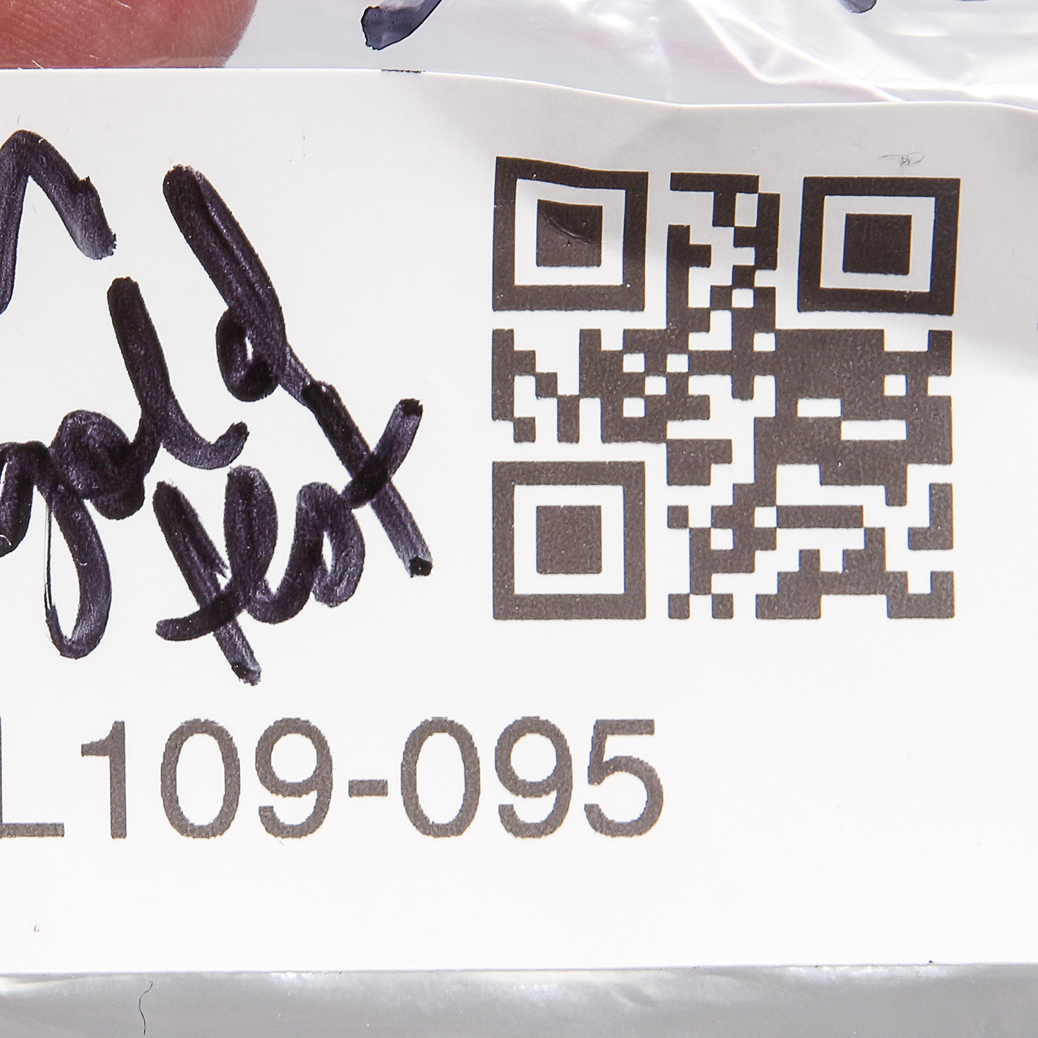 Round 14K Yellow Gold and Onyx Earrings