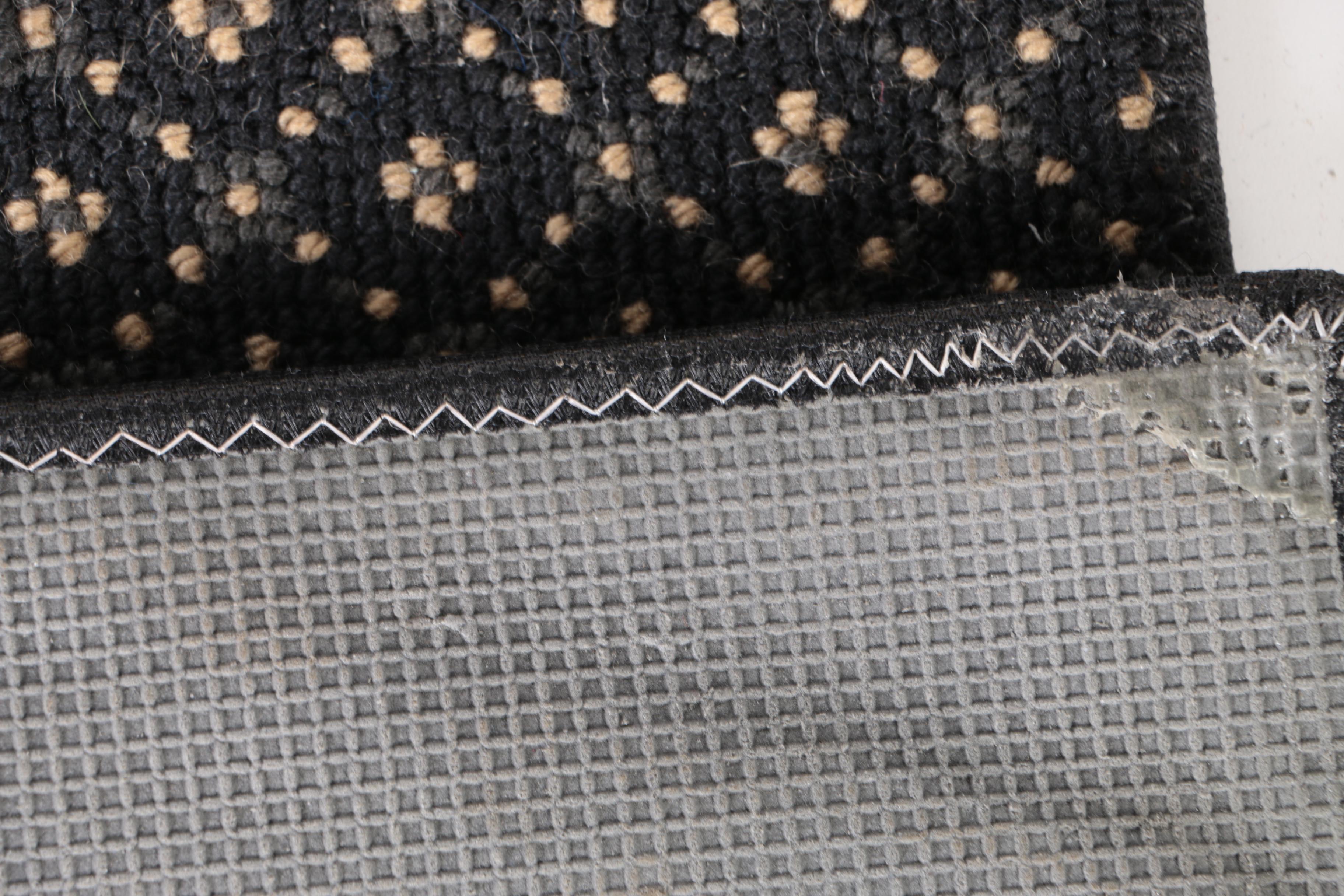 Extra-Long Machine-Made Diamond Lattice Hallway Runner