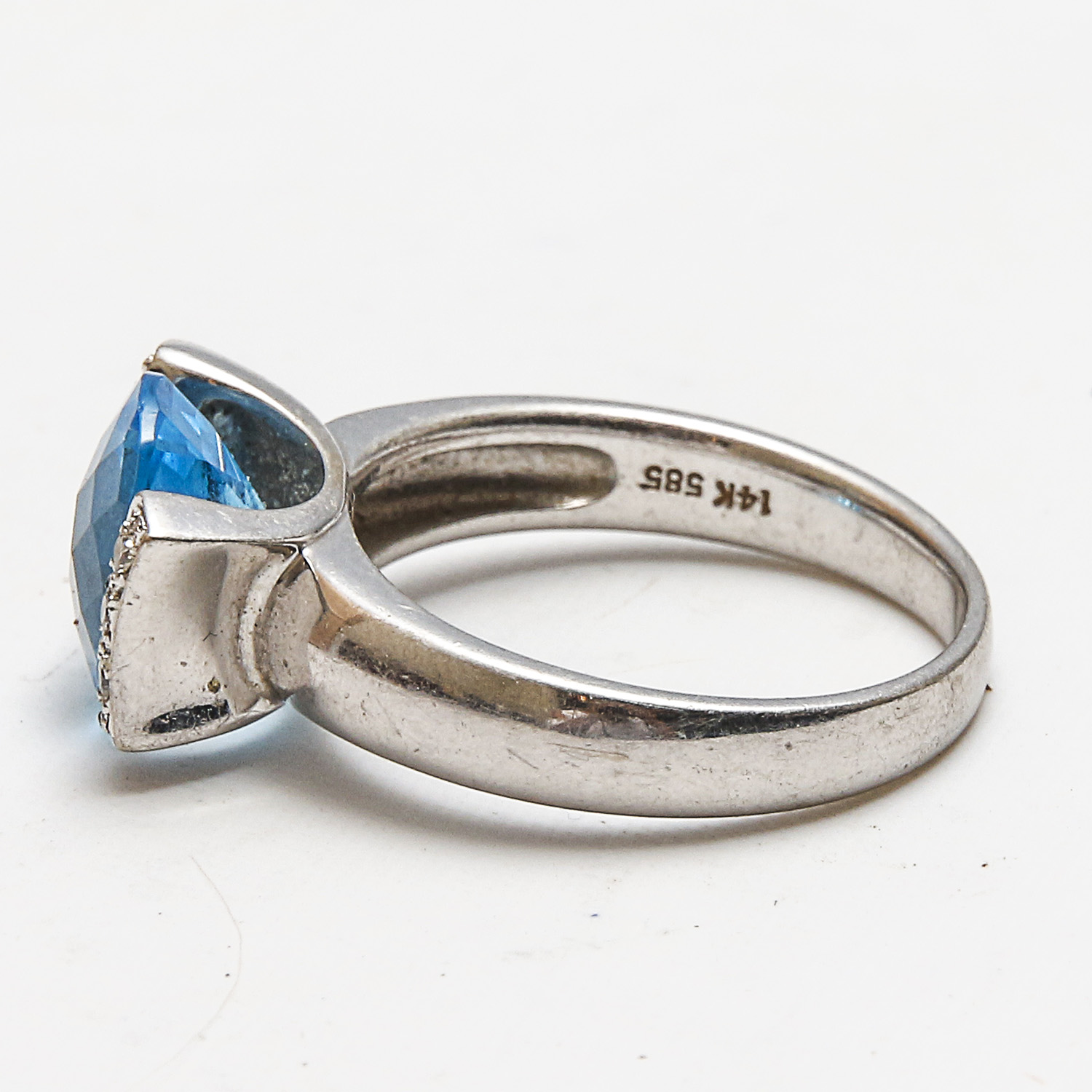 14K White Gold Blue Topaz and Diamond Ring