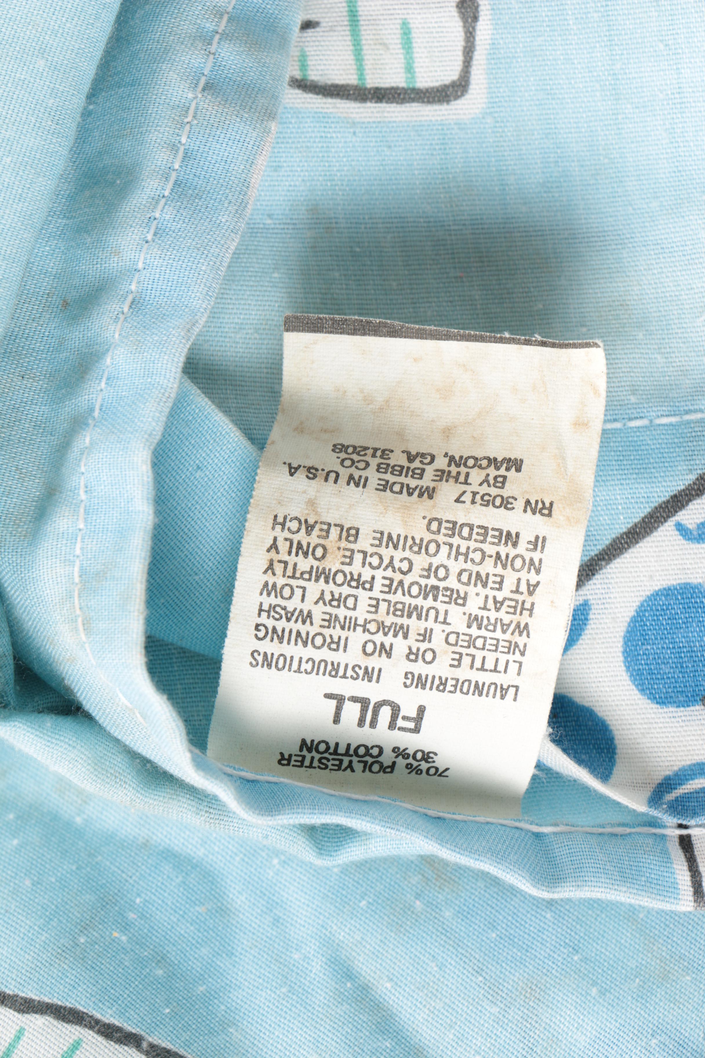 Assortment of Peanuts Cartoon Themed Linens