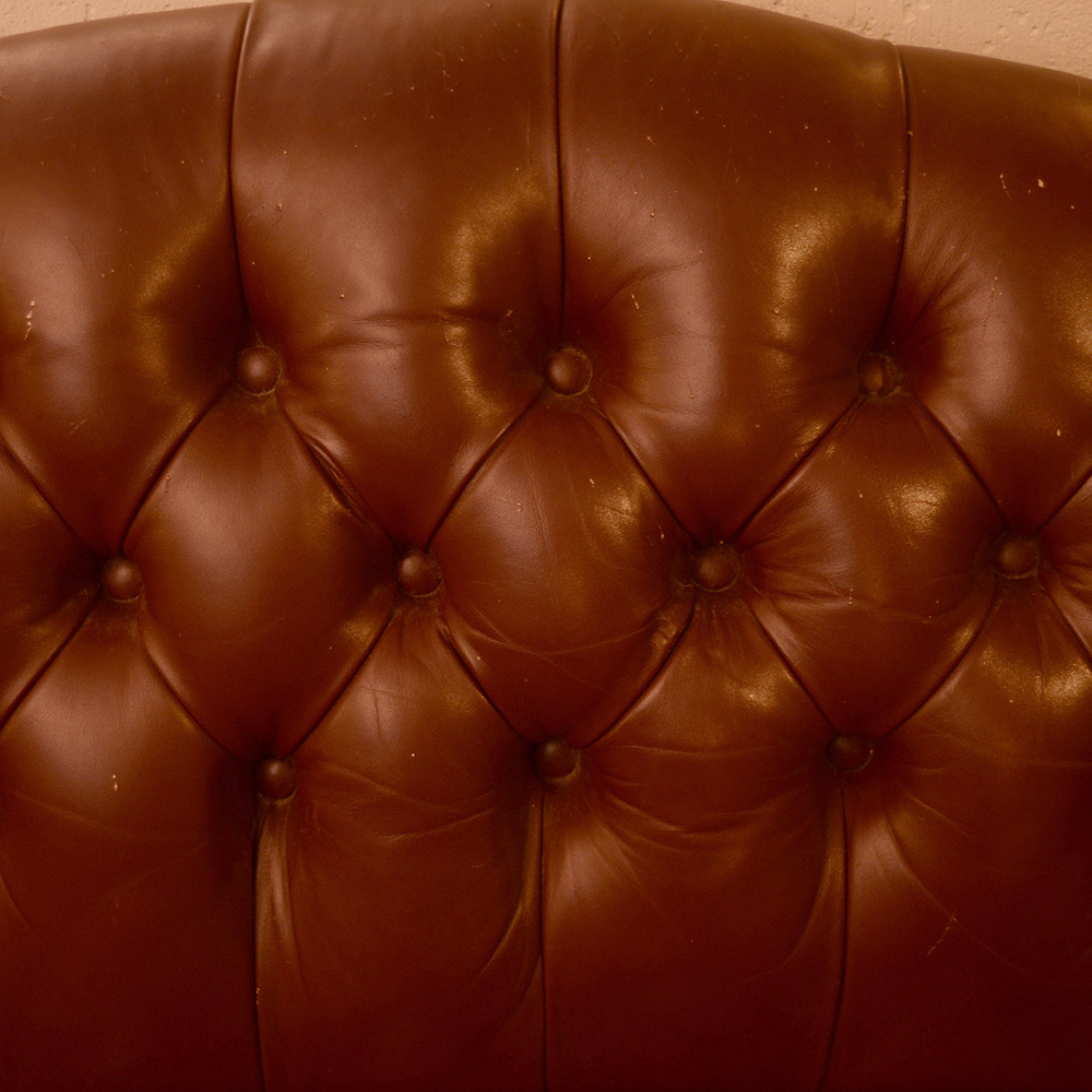 Contemporary Tufted Leather Settee