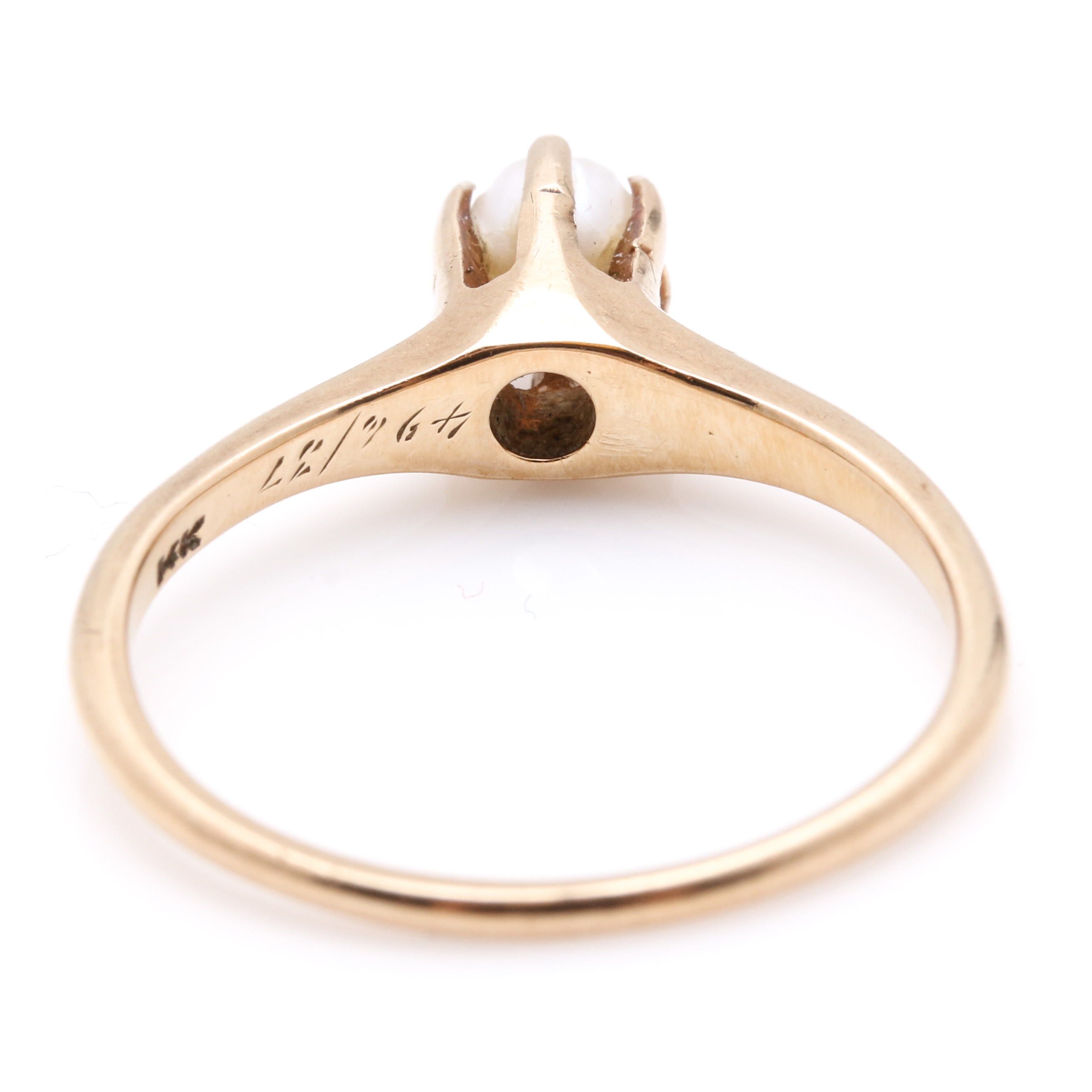 14K Yellow Gold Pearl Ring