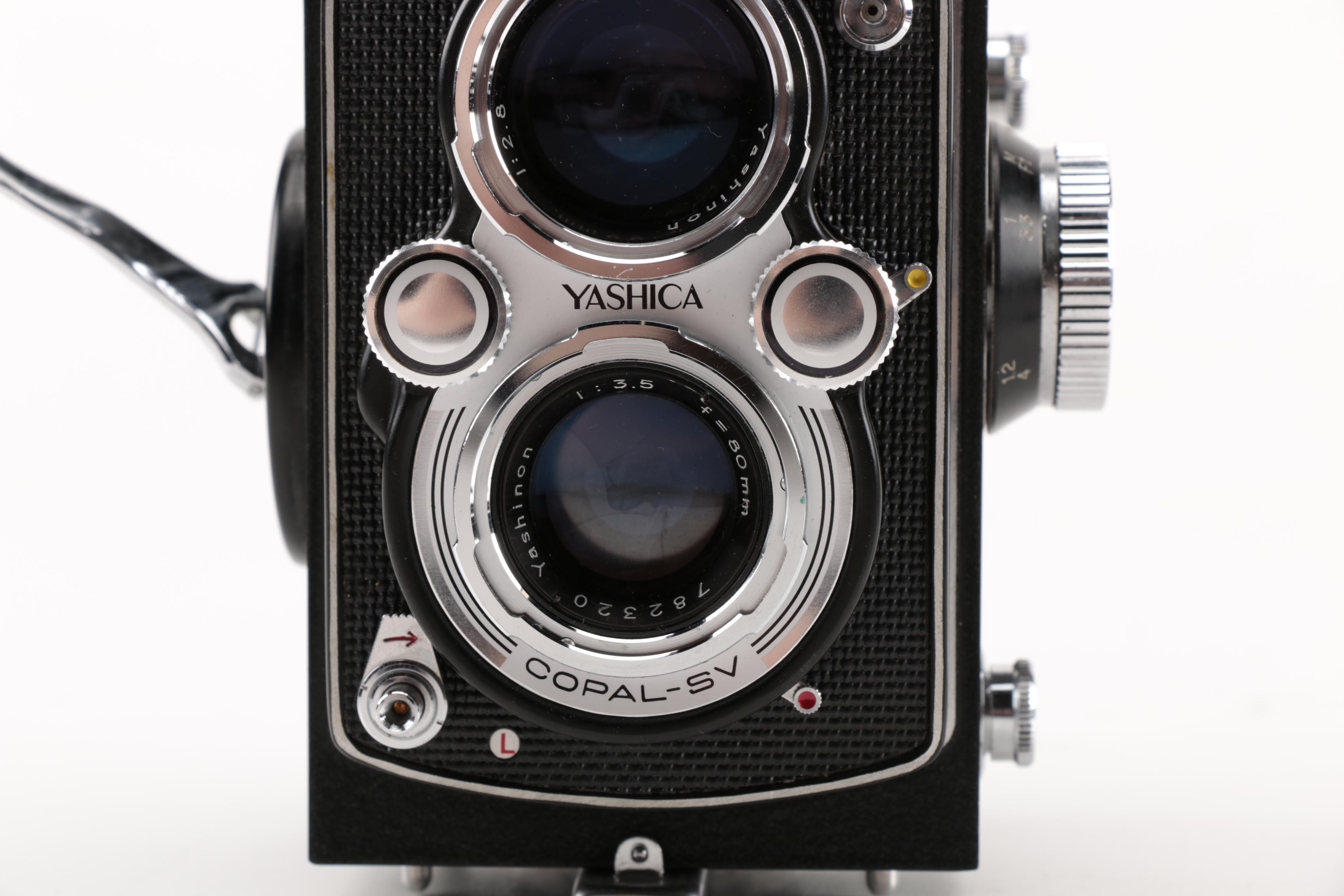 Late 1960s Yashica Mat-124 TLR Camera