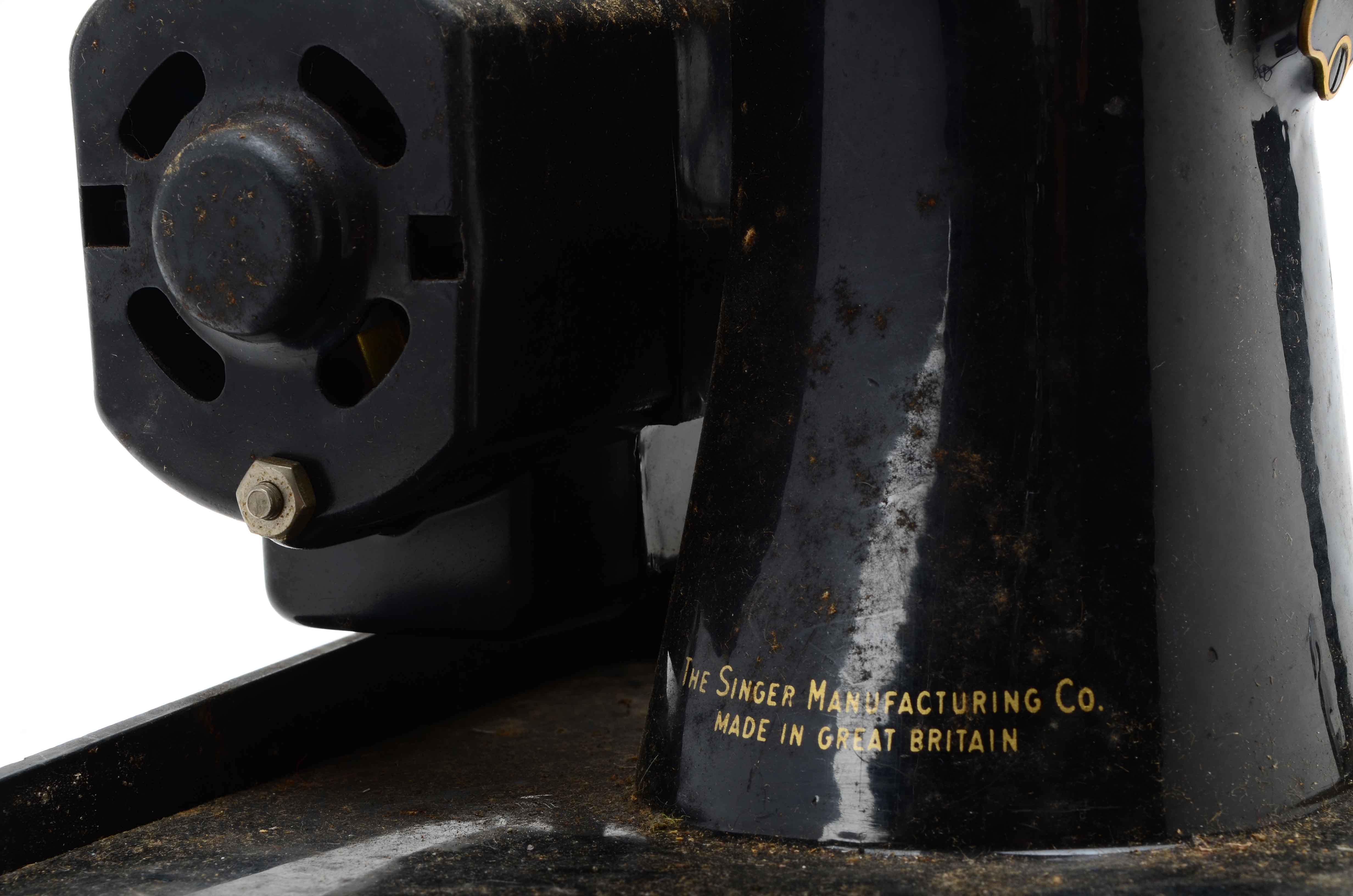 Singer "Spartan" Portable Sewing Machine