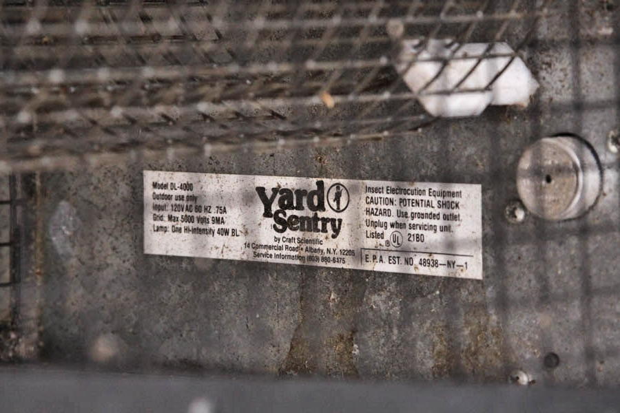 "Yard Sentry" Outdoor Insect Trap