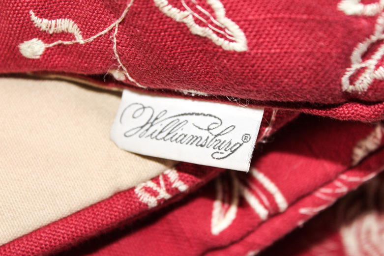 Williamsburg Queen Bedding Set