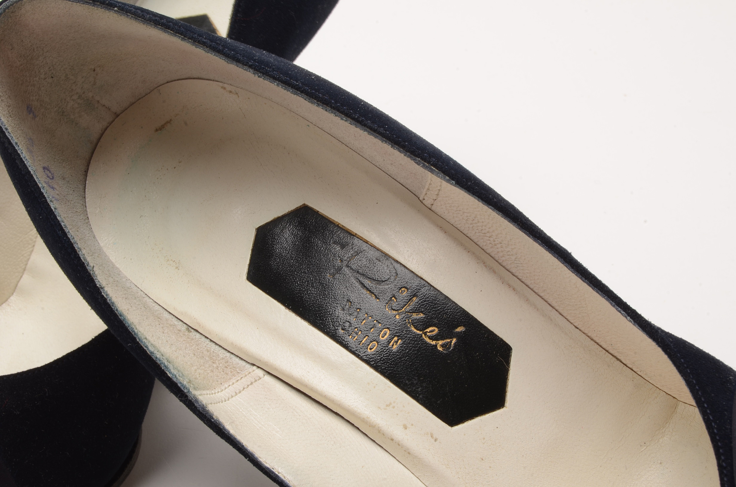 Vintage Paramount by Kalmon Heel-Less Shoes