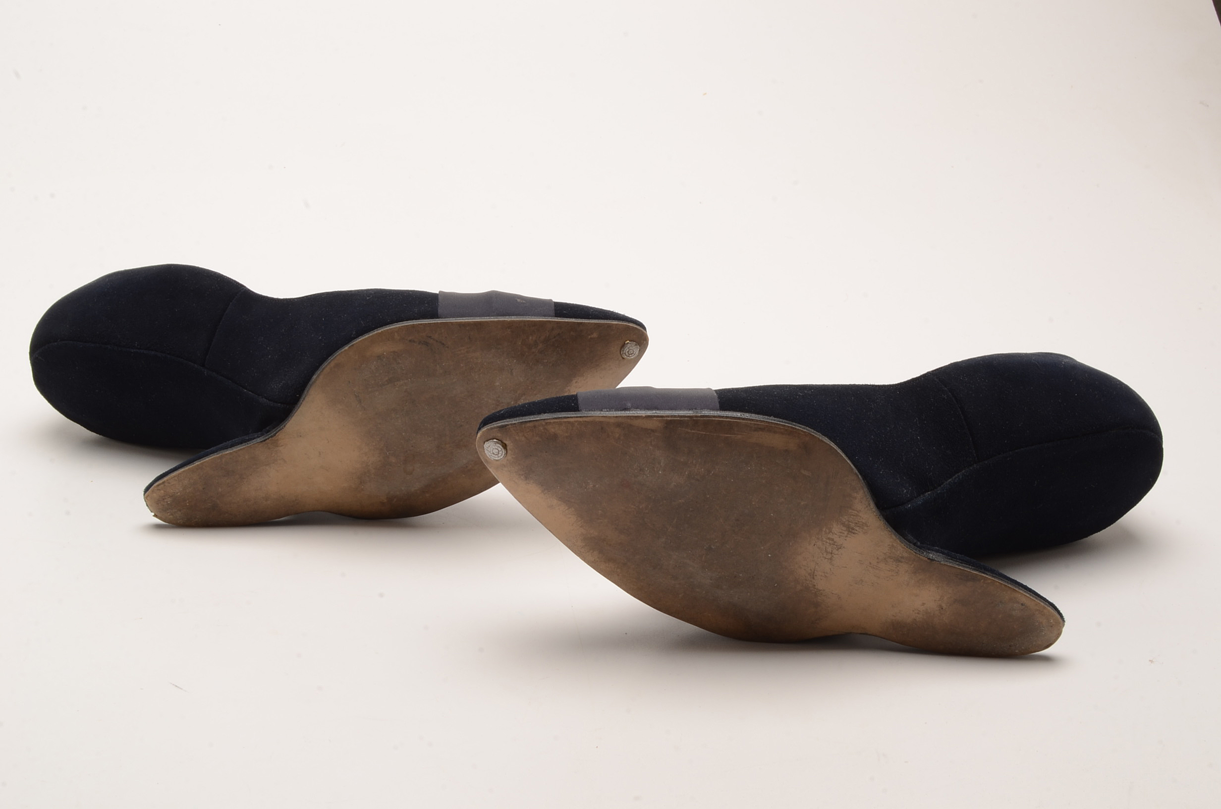 Vintage Paramount by Kalmon Heel-Less Shoes