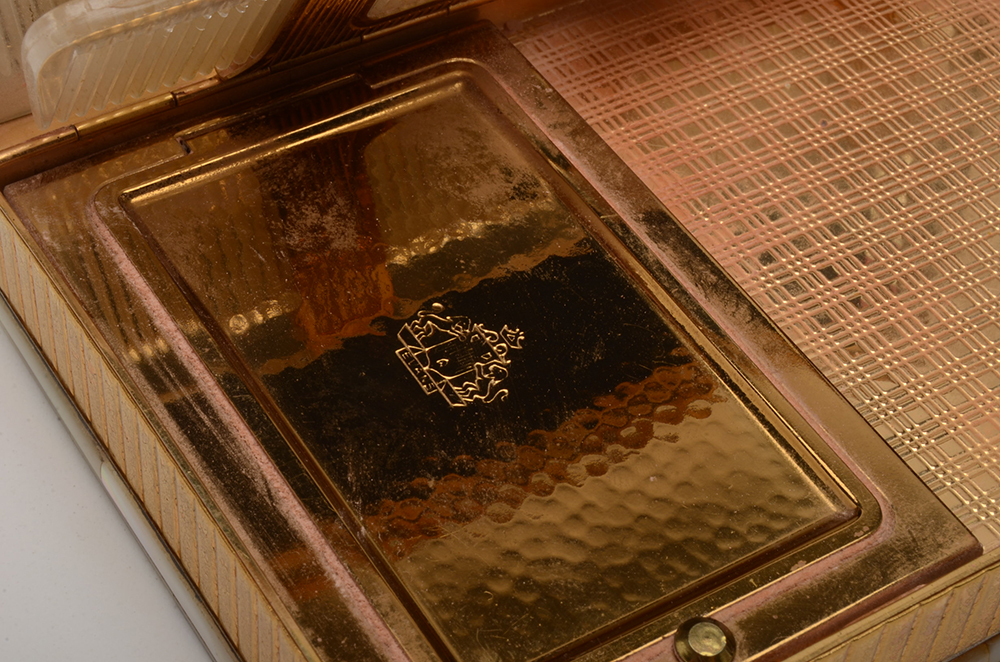 Evans Company Mother of Pearl Double Sided Compact