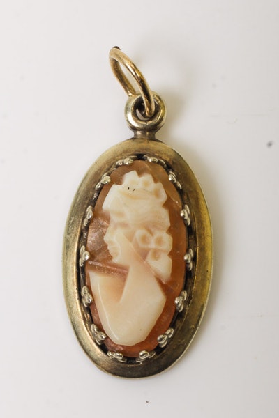 Vintage Gold Plated Cameo Jewelry