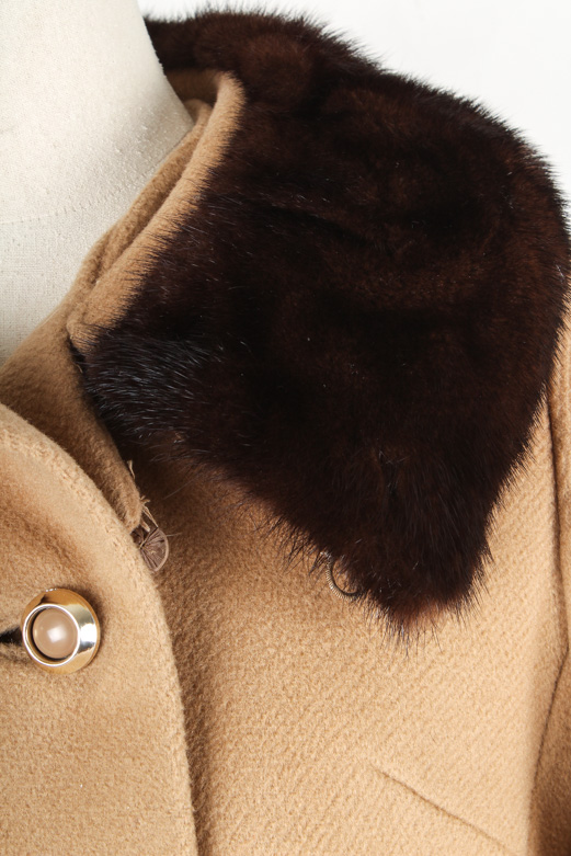 Vintage Double-Breasted Fur Collar Coat