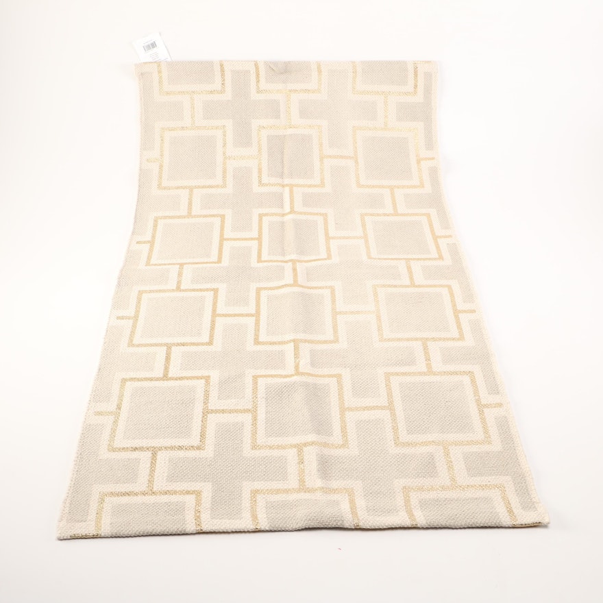 Power-Loomed Indian Contemporary Cotton Accent Rug
