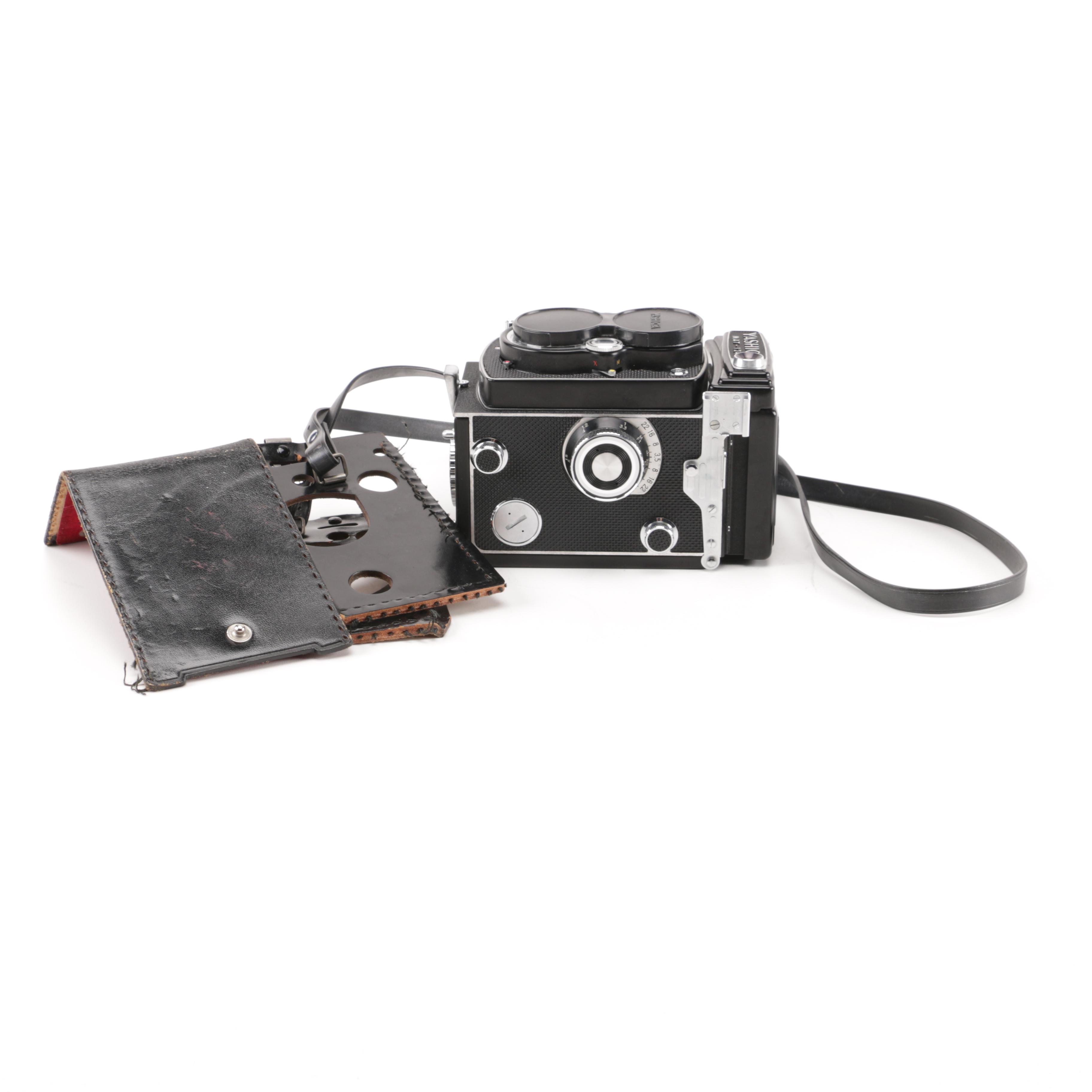 Late 1960s Yashica Mat-124 TLR Camera