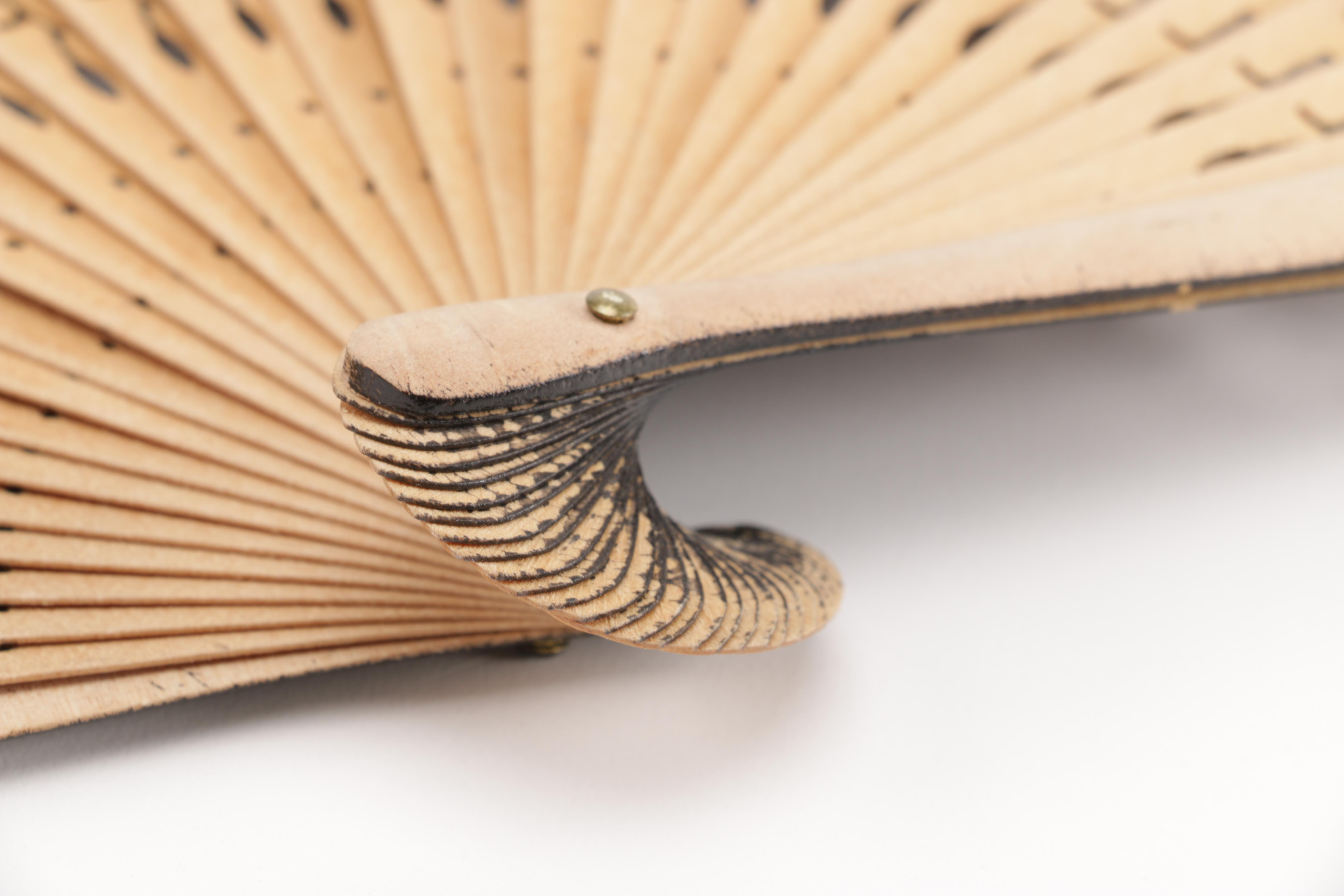 Floral Fans Including Stand