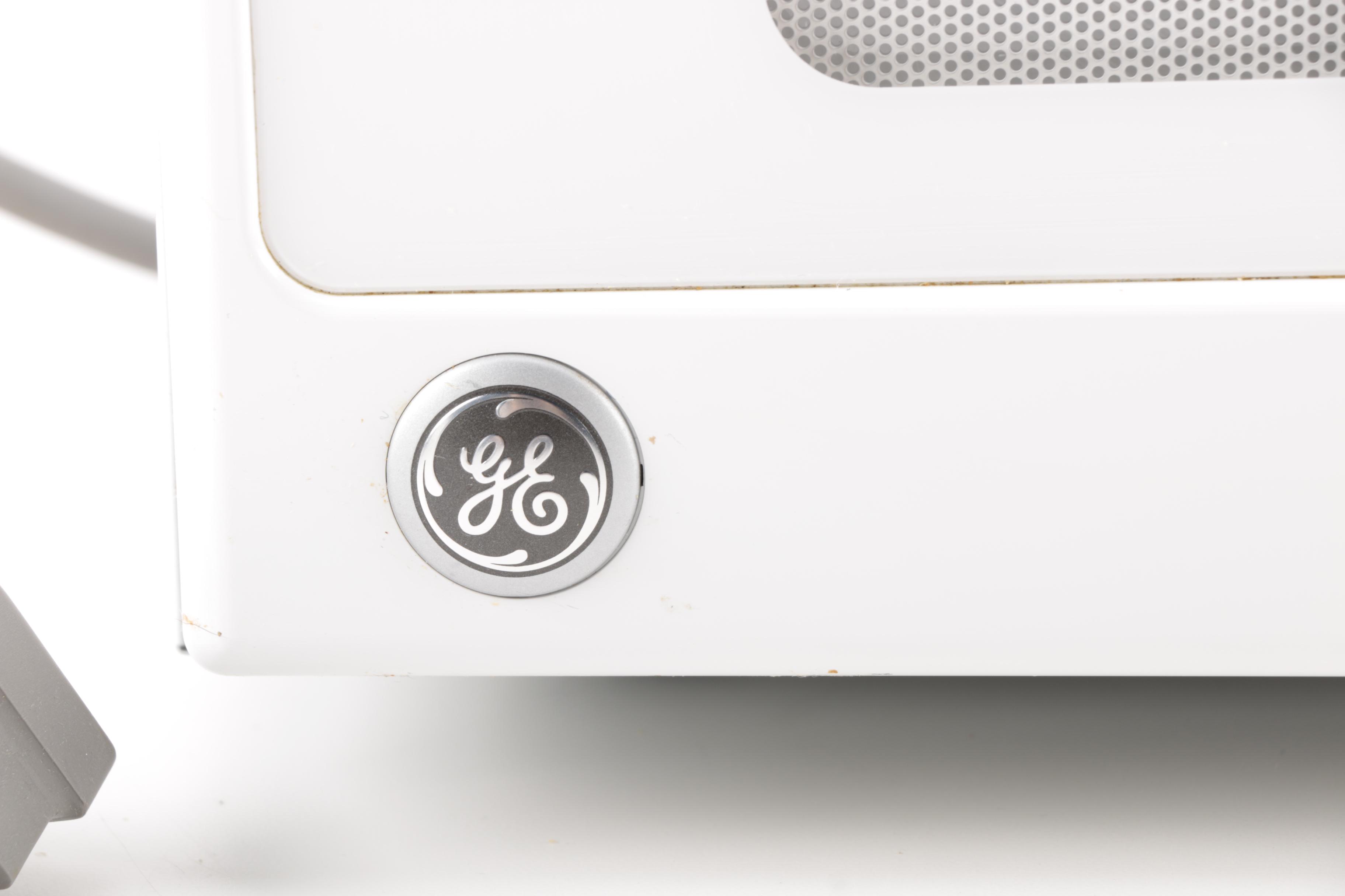 GE Microwave Oven