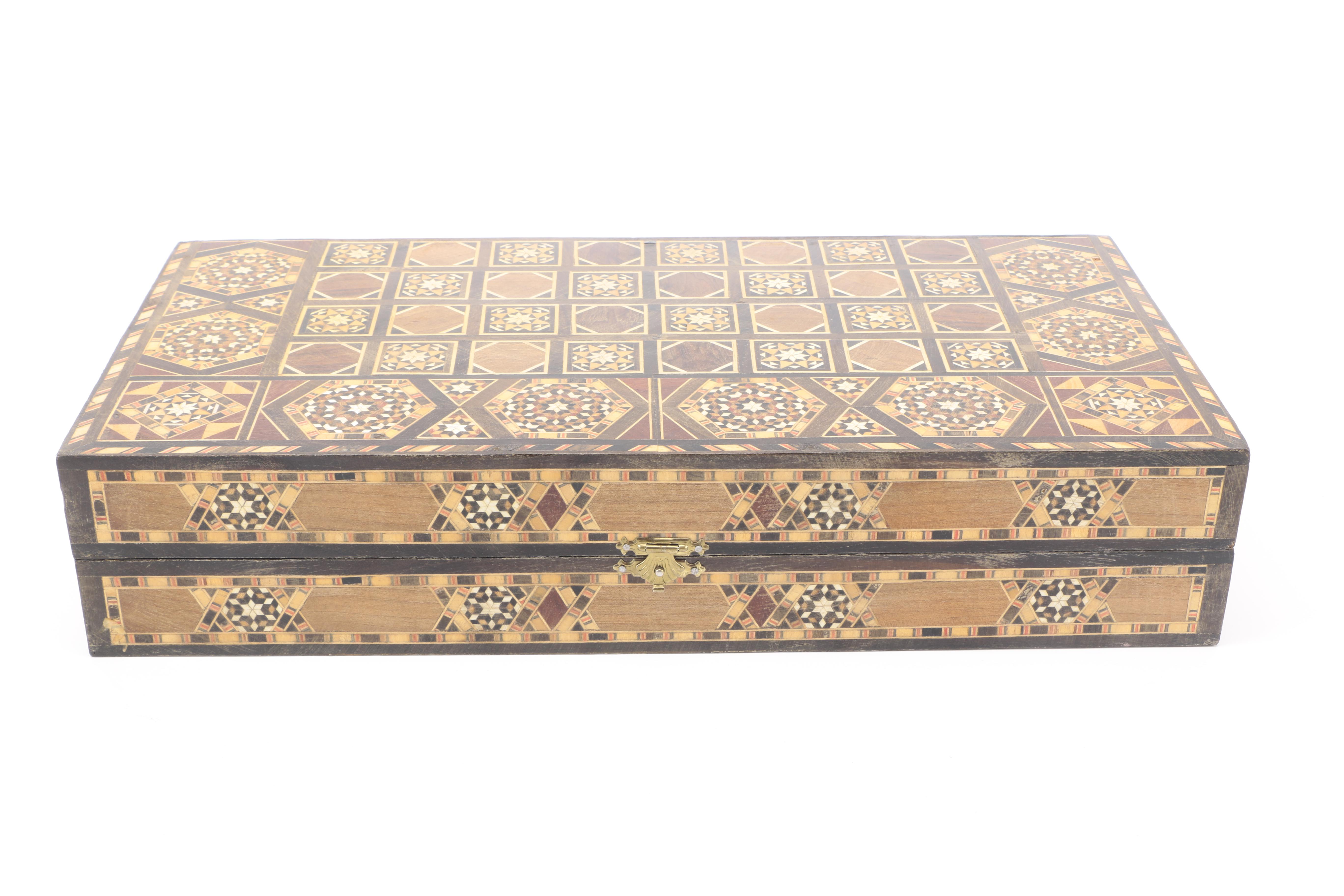 Backgammon Game in Wooden Case