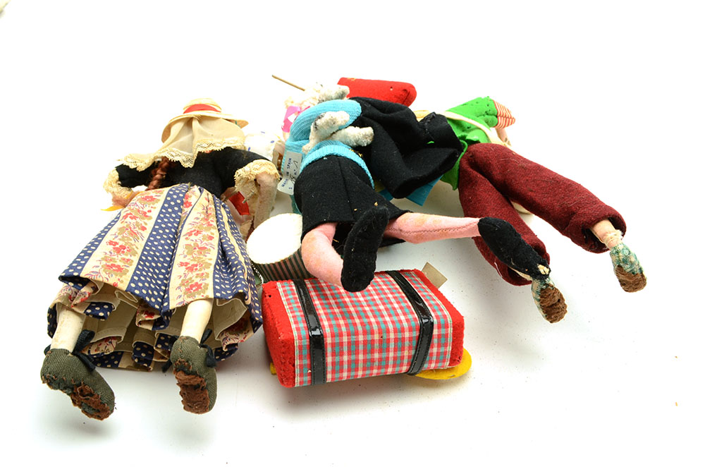 Spanish "Klumpe Roldan" Dolls and Other Puppets