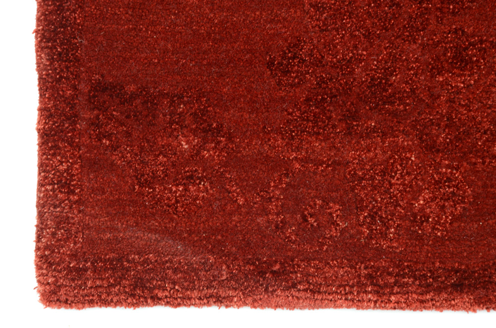 Tufenkian Tibetan Shakti Hand Knotted Wool and Silk Accent Rug