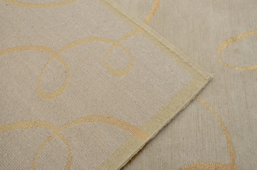 Tufenkian Tibetan Shakti Hand Knotted Wool and Silk Accent Rug