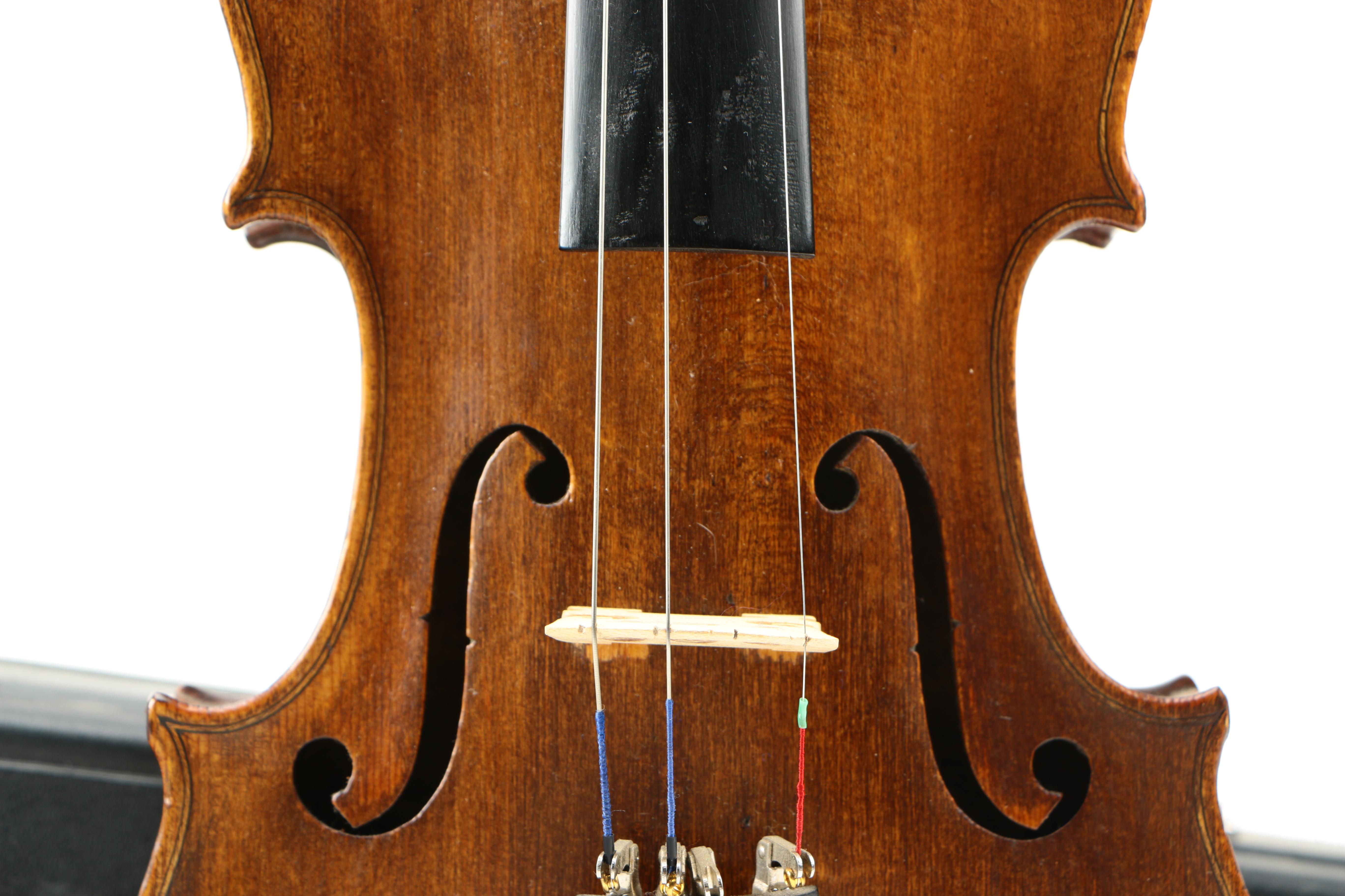 Skylark Violin and Case