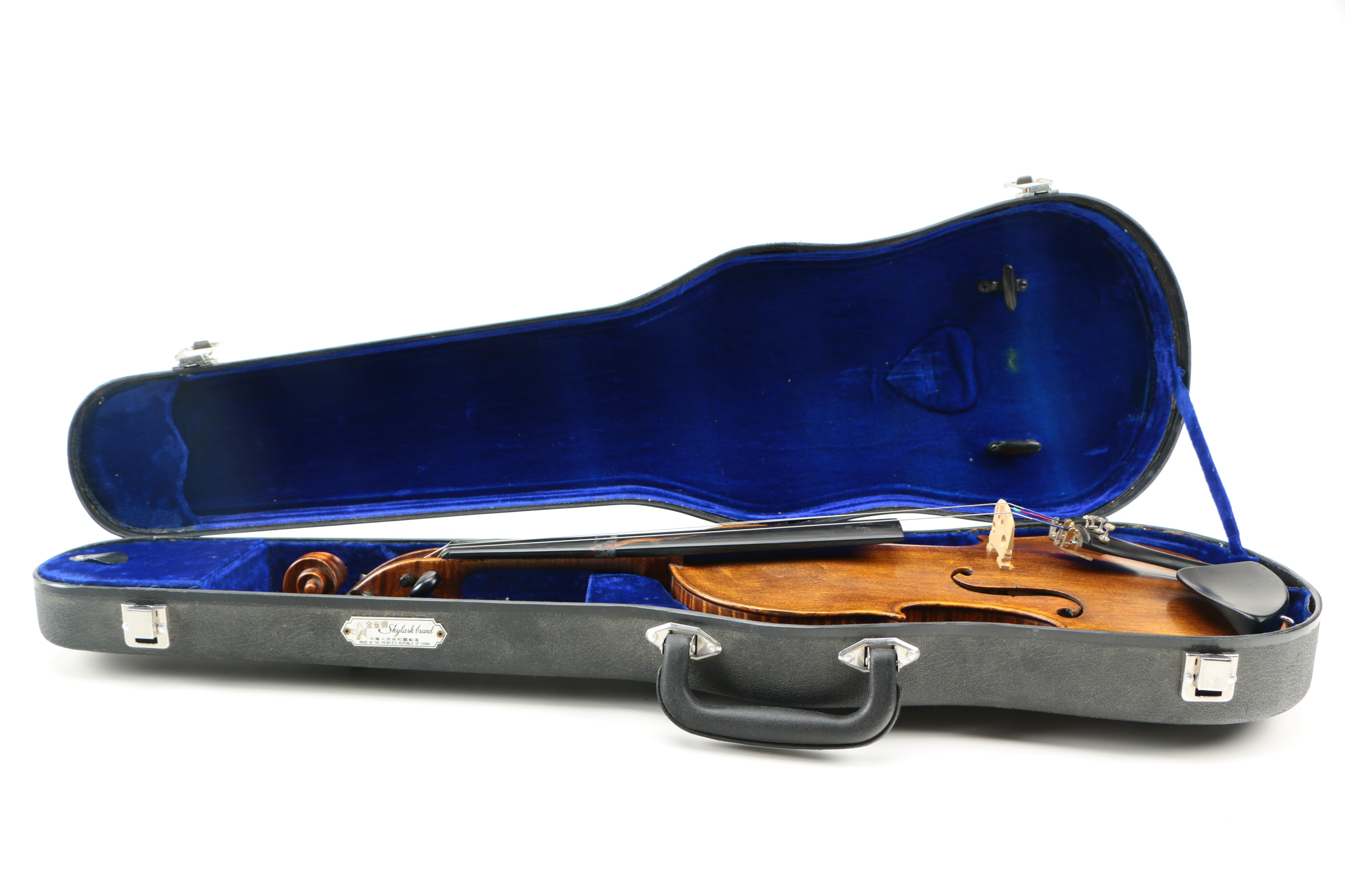 Skylark Violin and Case
