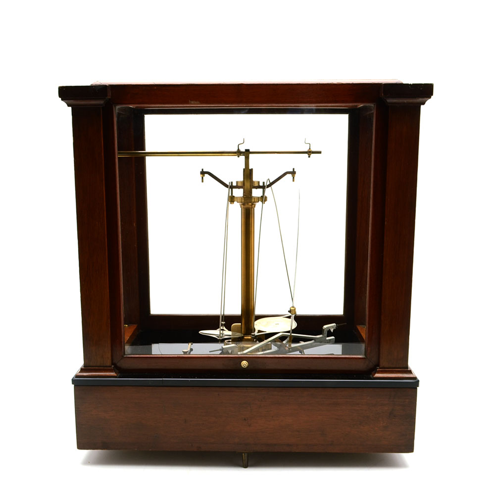 Christian Becker Chemistry Scale