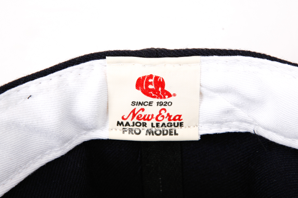 Carlton Fisk Autographed Official Red Sox Cap with COA by Fleer