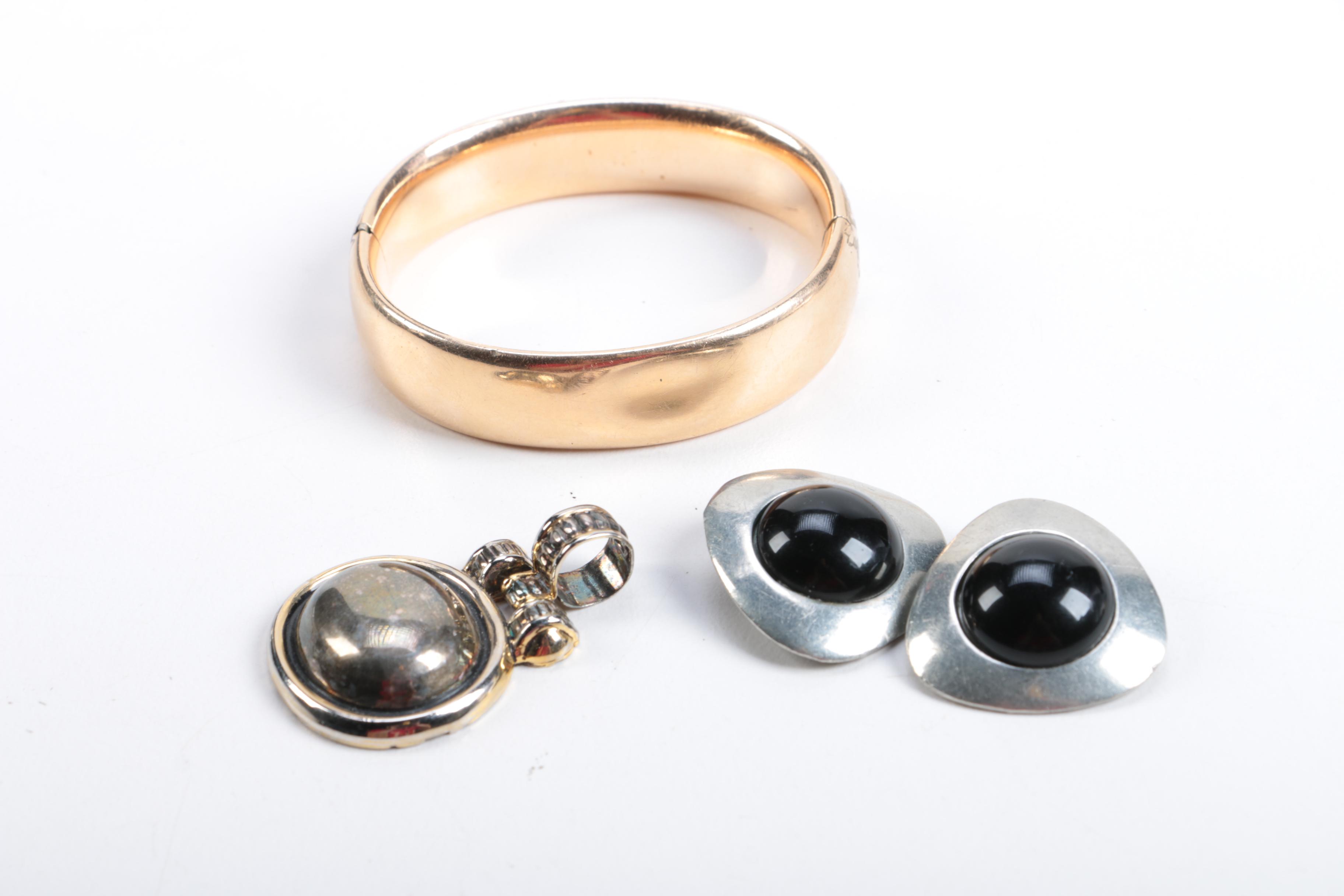 Assorted Vintage Jewelry