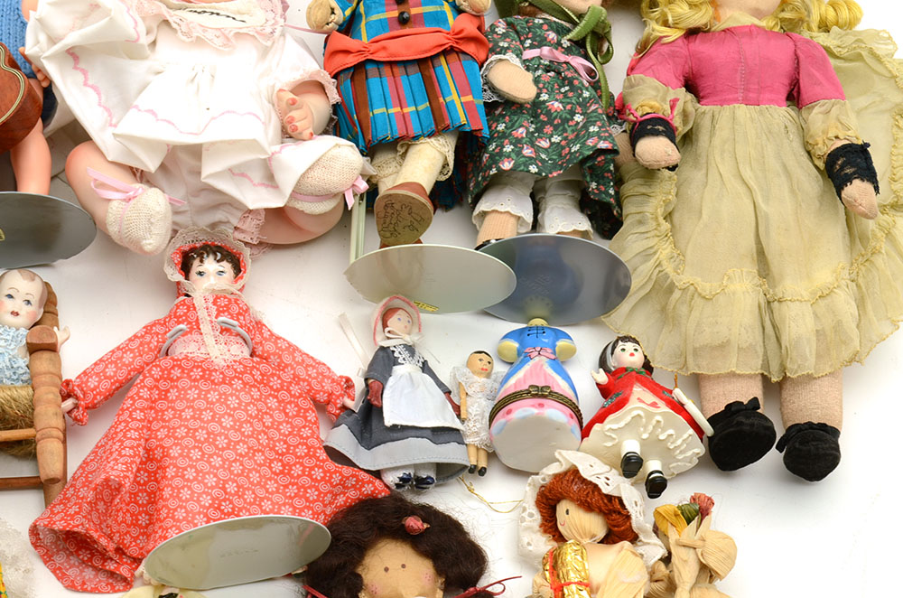 Assortment of Twenty Vintage Dolls