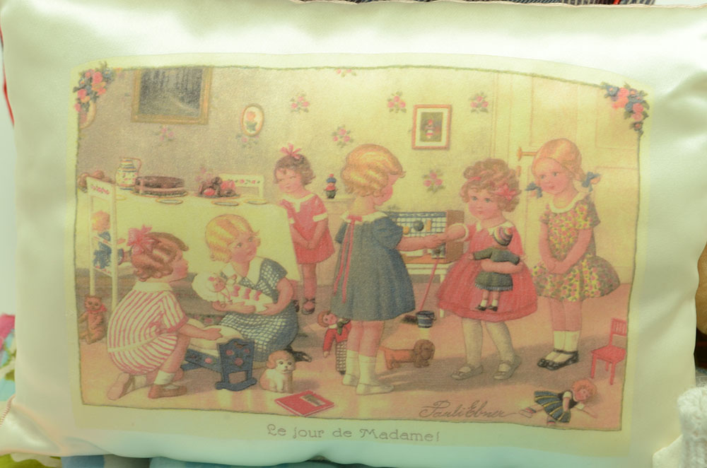 Large Collection of Doll Accessories in a "Holly Hobbie" Tote Bag
