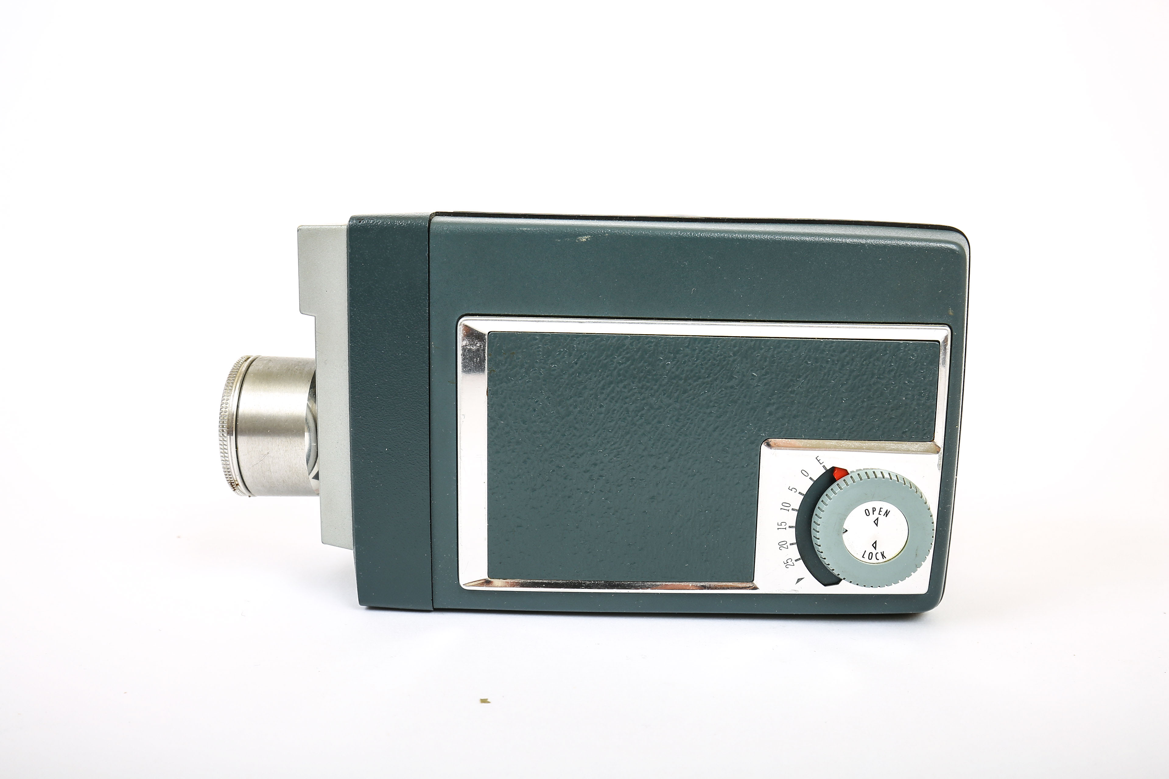 Collection of Vintage Cameras featuring Kodak and Argus