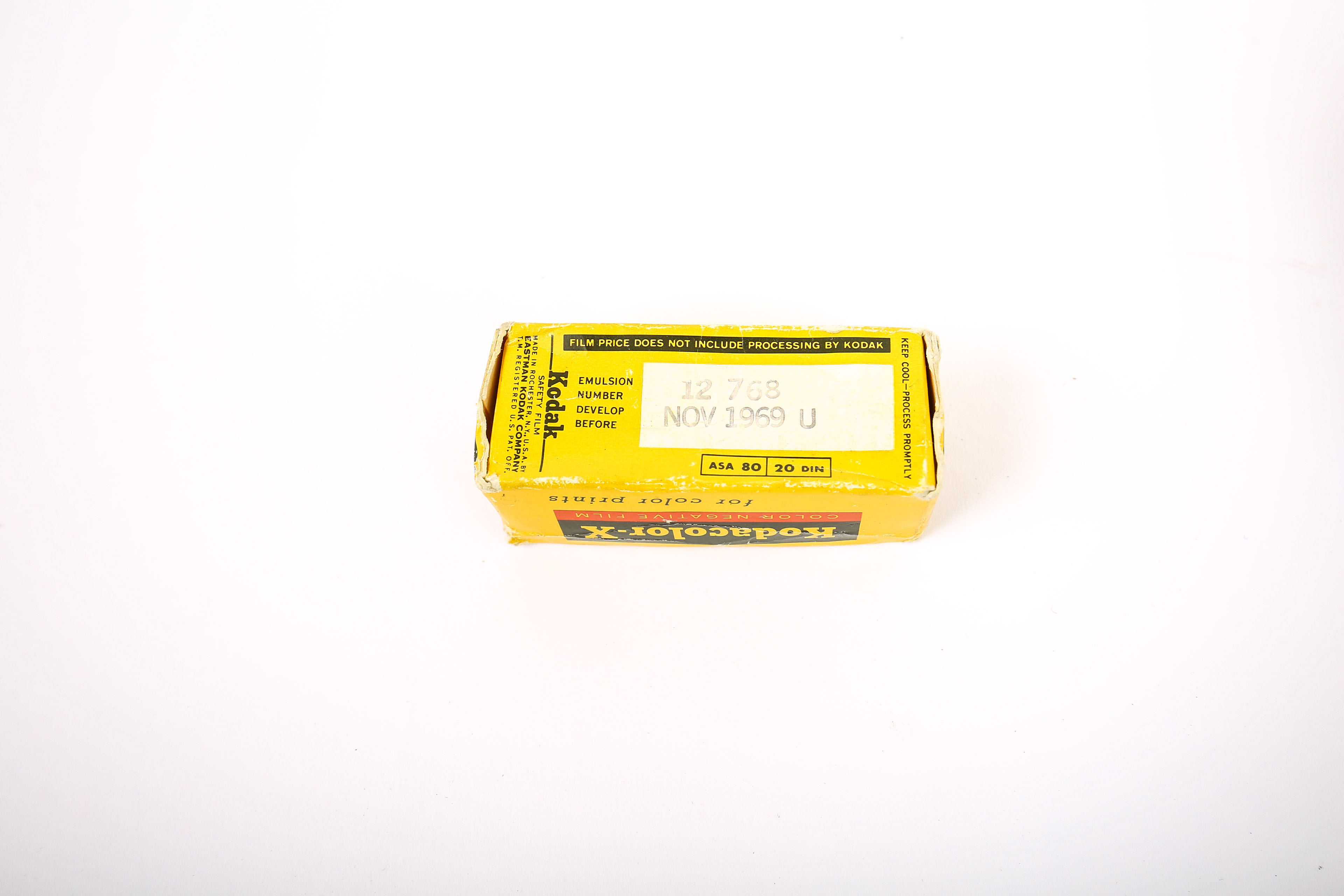 Collection of Vintage Cameras featuring Kodak and Argus