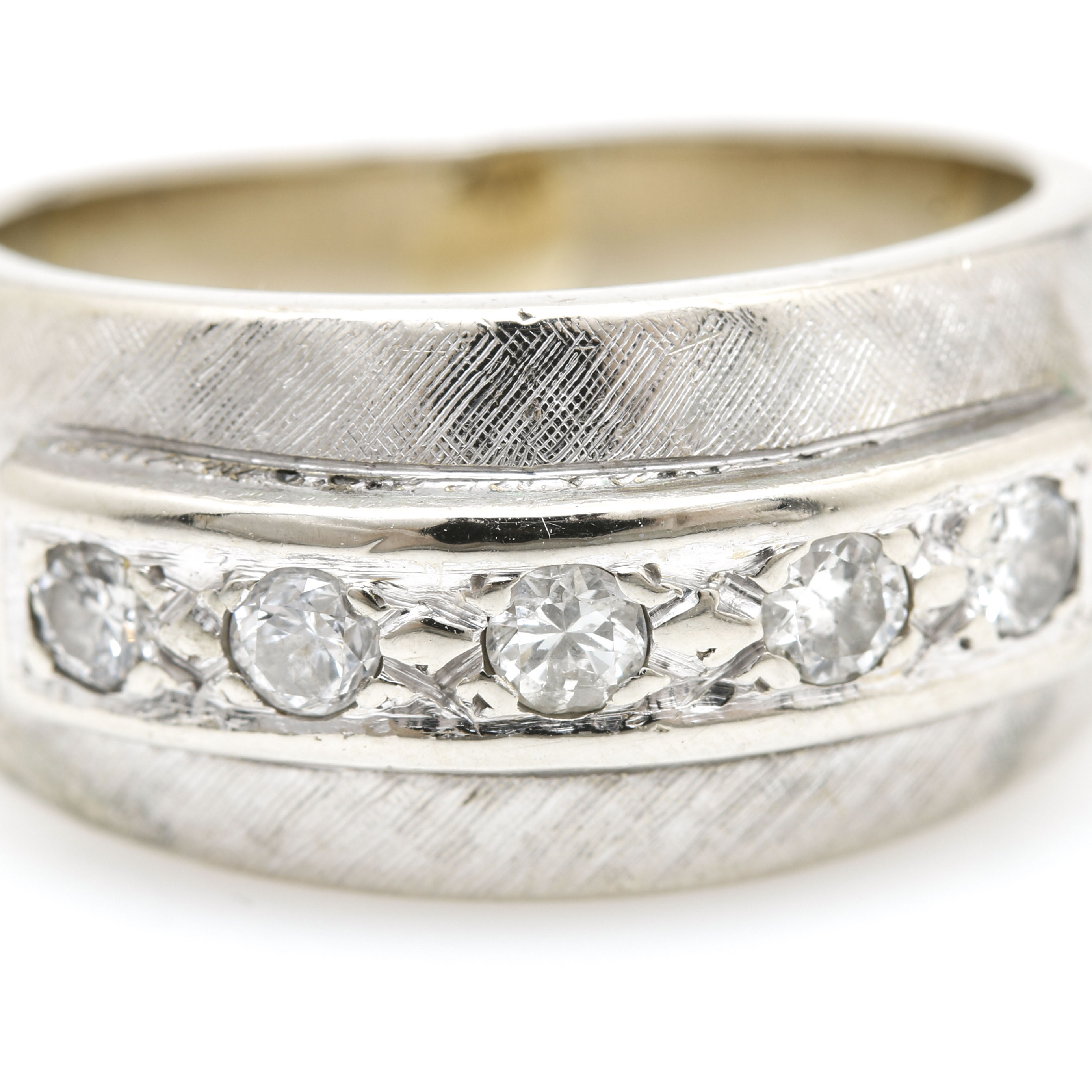 14K White Gold Diamond Ring