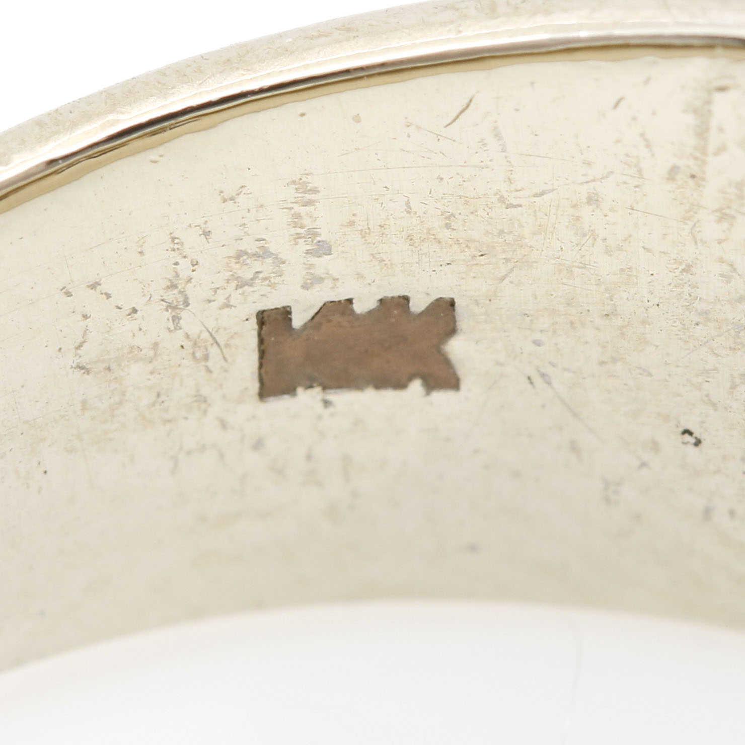 14K White Gold Diamond Ring