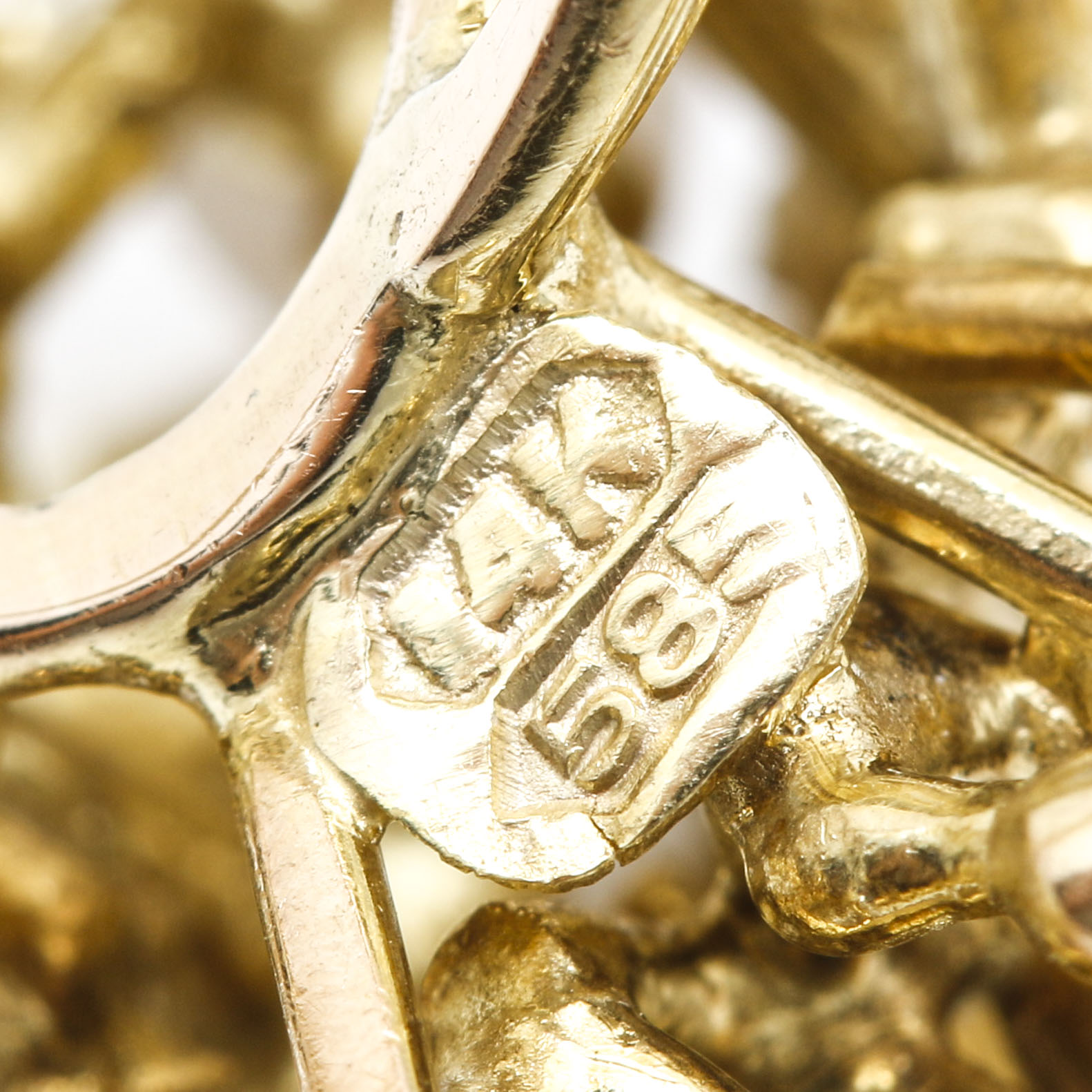 14K Yellow Gold Jadeite and Onyx Ring